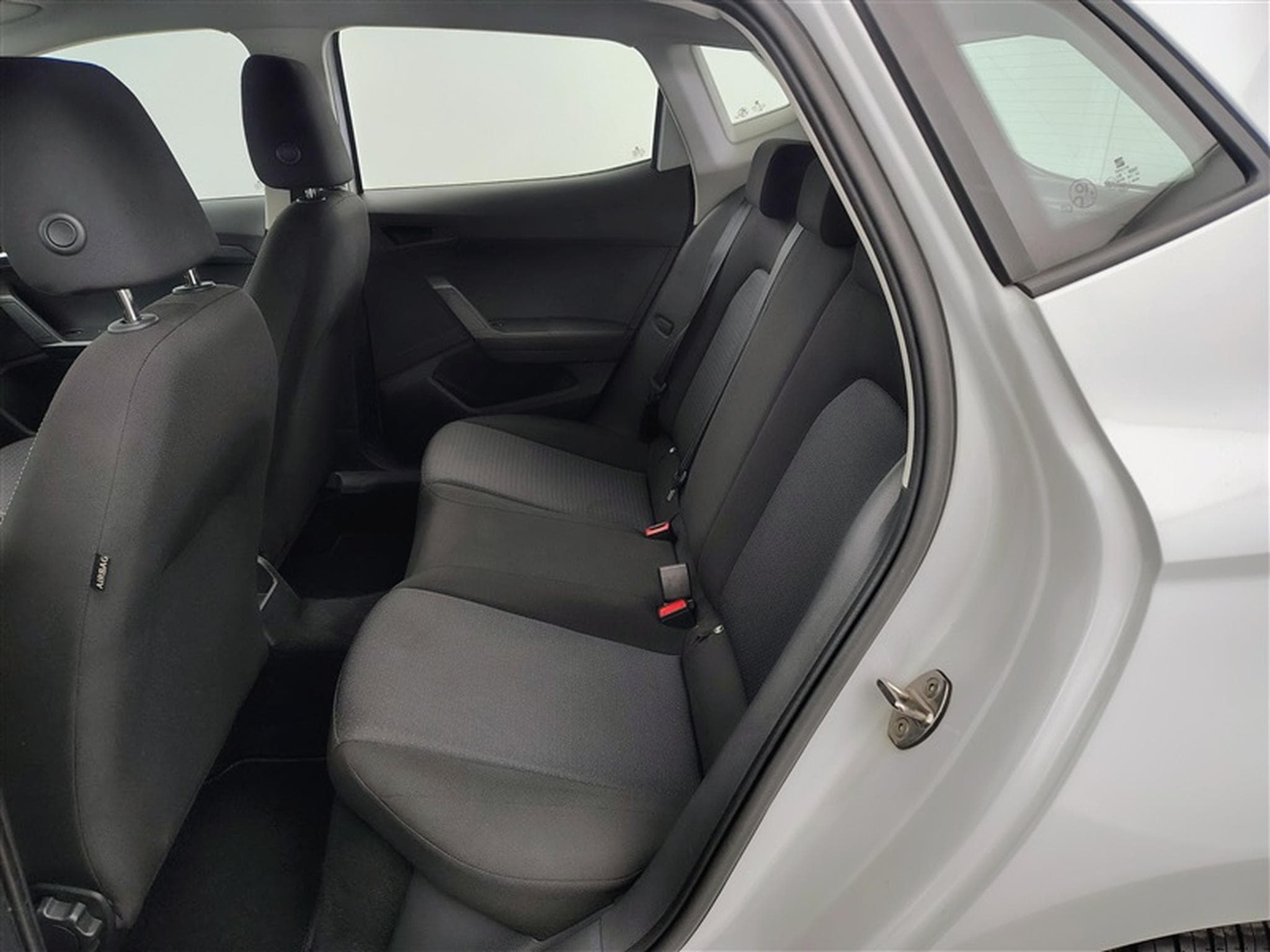 Seat Ibiza 1.0 TSI 95Cv Style FULL LED / ALU / PDC (2024) - Photo 13