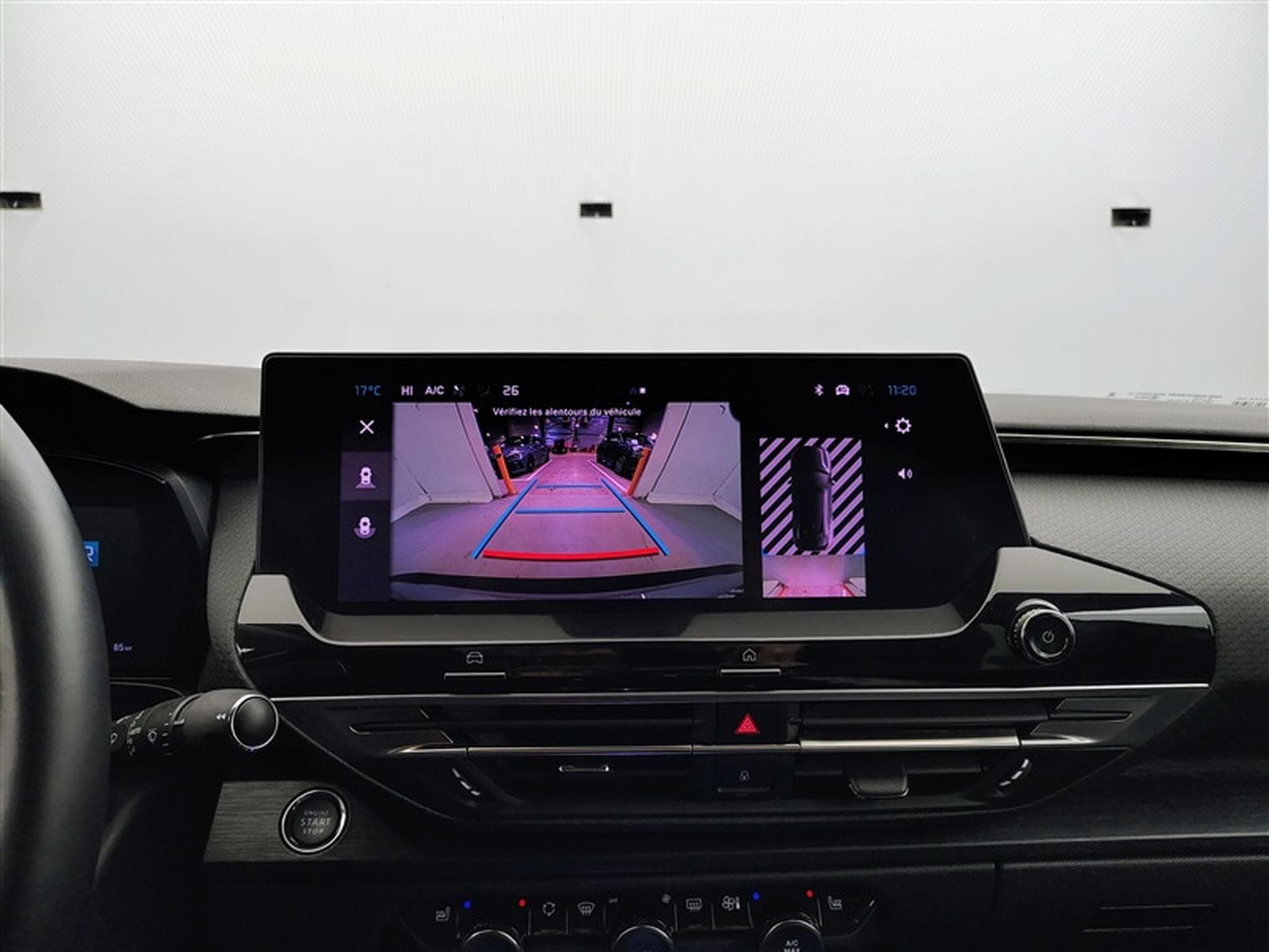 Citroen C5 X 1.2 PureTech 130cv EAT8 Plus NAVI / FULL LED / CUIR / JA 19" (2024) - Photo 18