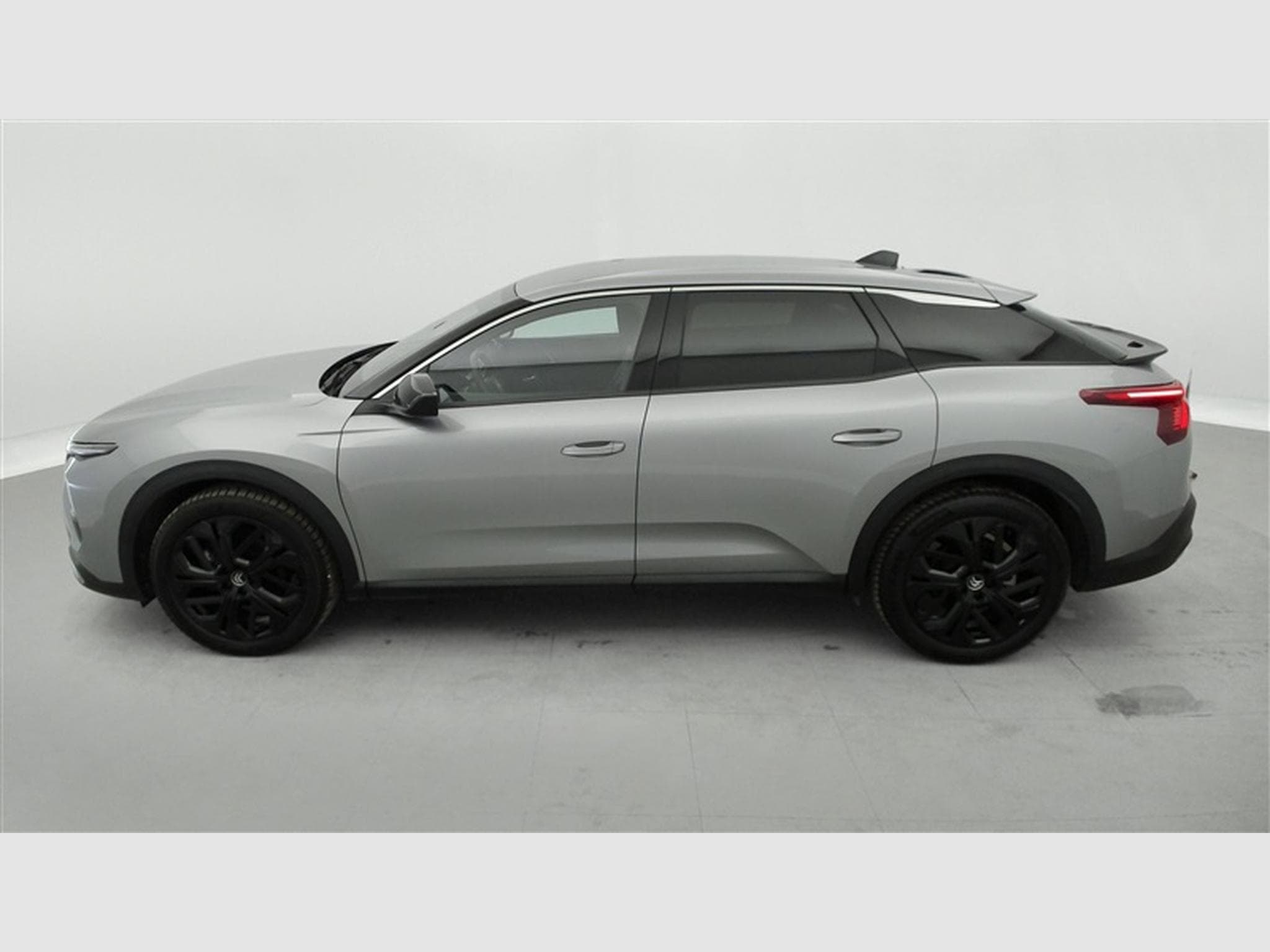 Citroen C5 X 1.2 PureTech 130cv EAT8 Plus NAVI / FULL LED / CUIR / JA 19" (2024) - Photo 3