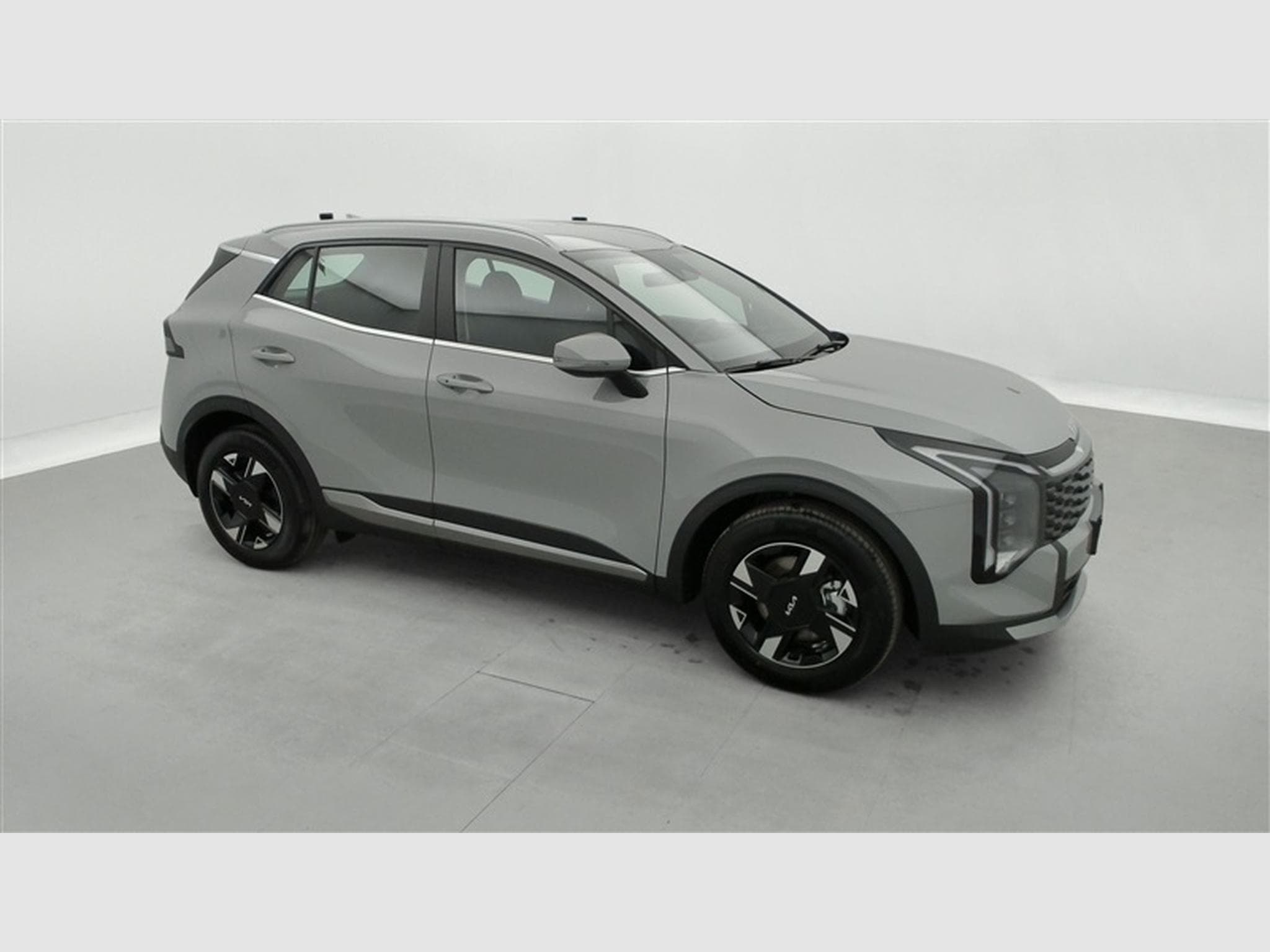Kia Sportage 1.6 T-GDi 150Cv LX NAVI / CARPLAY / CAMERA / FULL LED (2026) - Photo 23