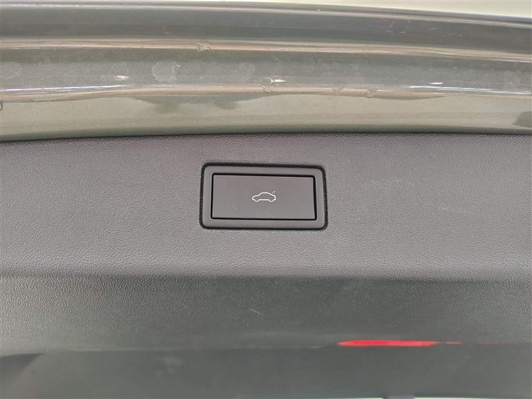 VW Tiguan 1.5 eTSI mHEV Life DSG  Navi / Led / PDC av+ar (2024) - Photo 19