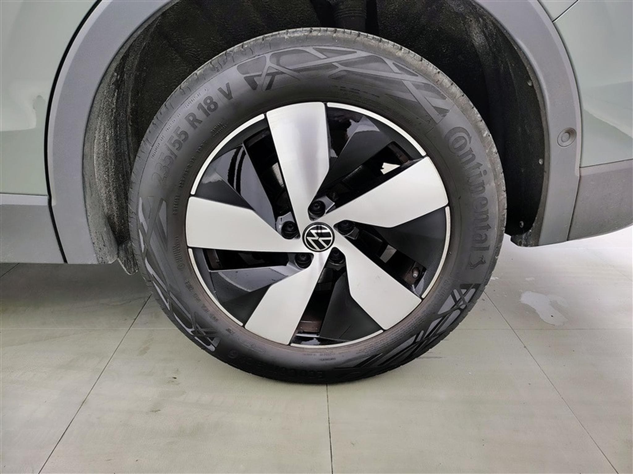 VW Tiguan 1.5 eTSI mHEV Life DSG  Navi / Led / PDC av+ar (2024) - Photo 6