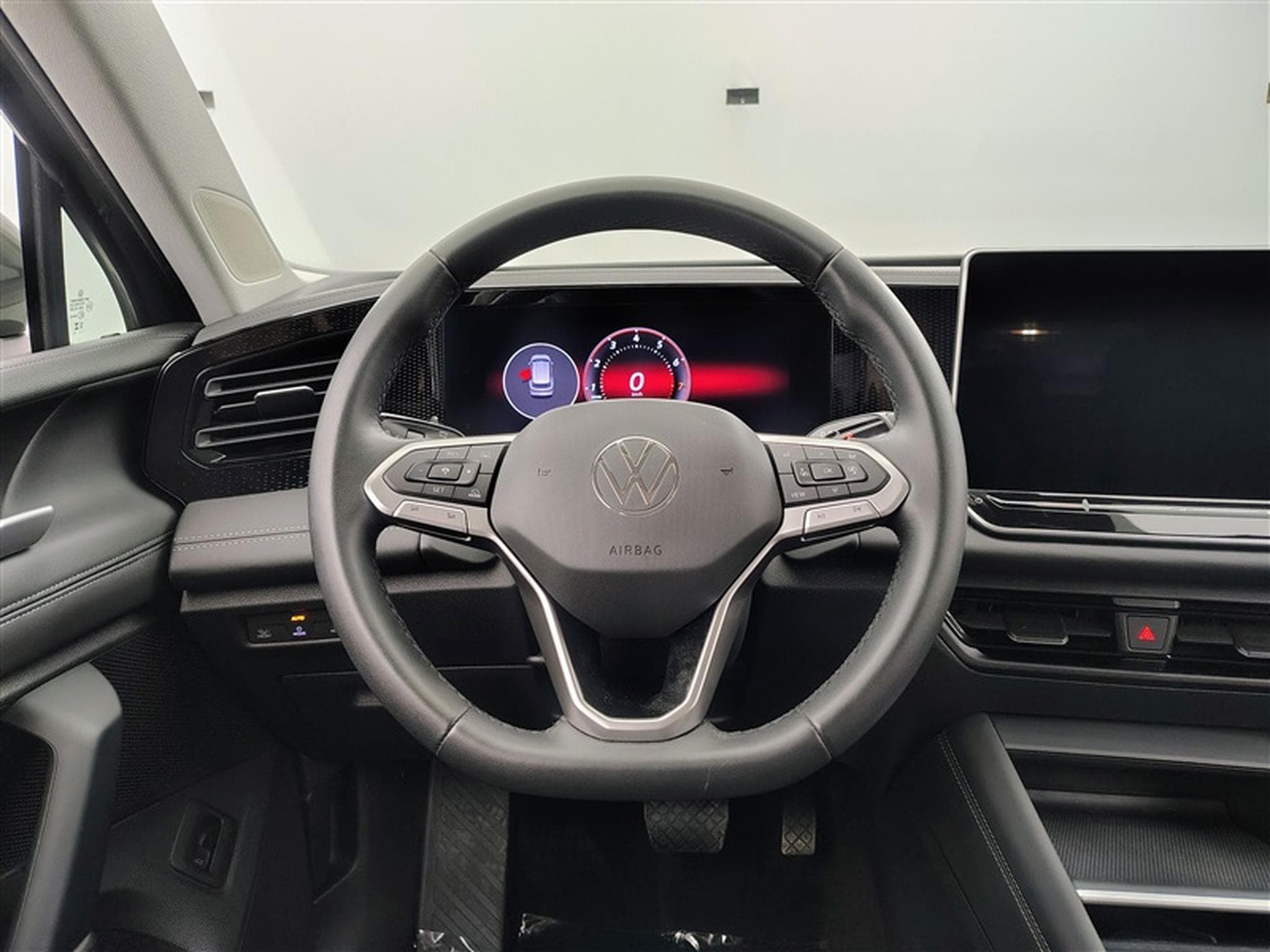 VW Tiguan 1.5 eTSI mHEV Life DSG  Navi / Led / PDC av+ar (2024) - Photo 9