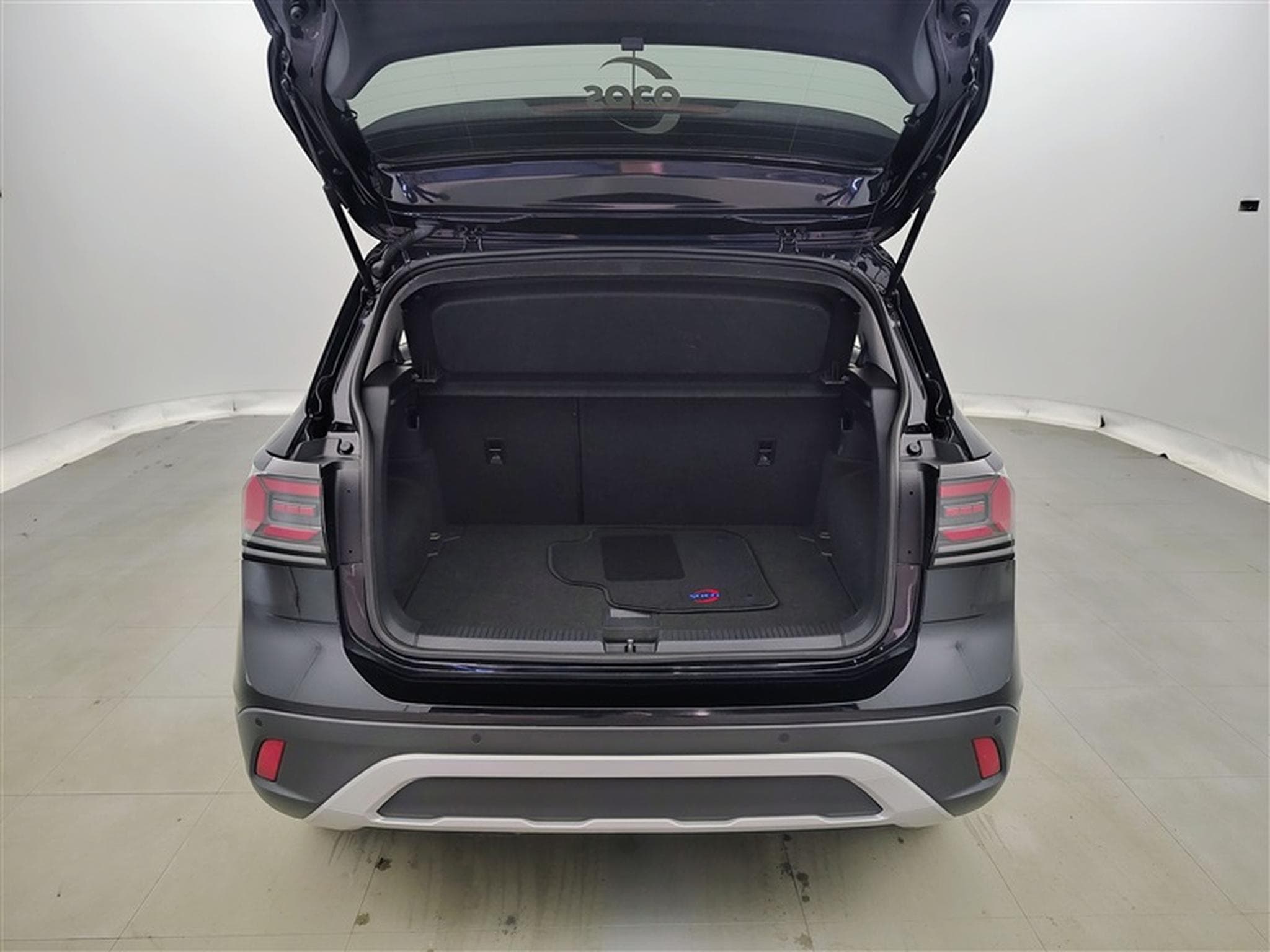 VW T-Cross 1.0 TSI Active NAVI / FULL LED / PDC AV+AR / JA 16" (2024) - Photo 14