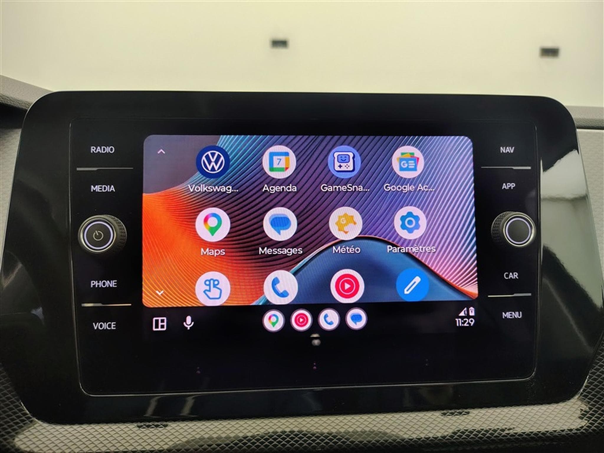 VW T-Cross 1.0 TSI Active NAVI / FULL LED / PDC AV+AR / JA 16" (2024) - Photo 20