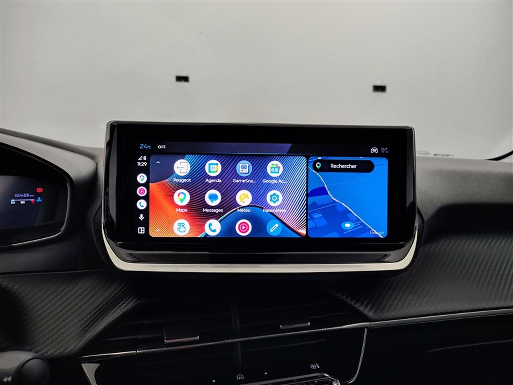 Peugeot 208 1.2i PureTech 100Cv Allure NAVI / CARPLAY / FULL LED (2024) - Photo 20