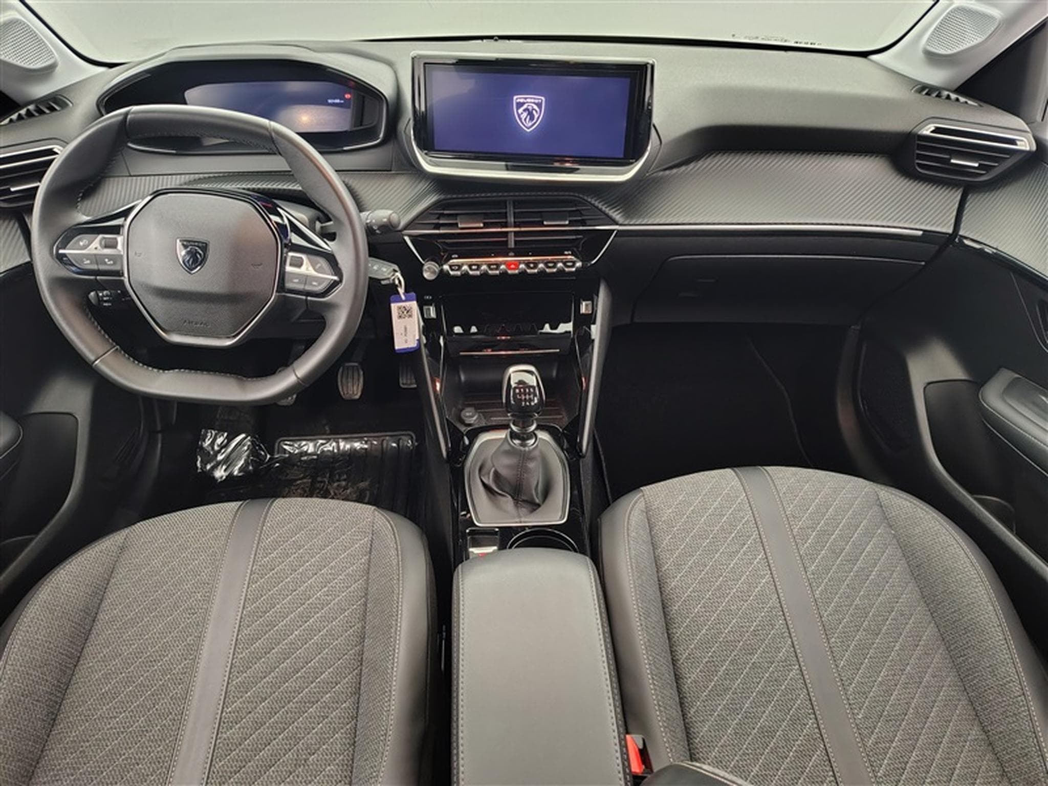 Peugeot 208 1.2i PureTech 100Cv Allure NAVI / CARPLAY / FULL LED (2024) - Photo 8