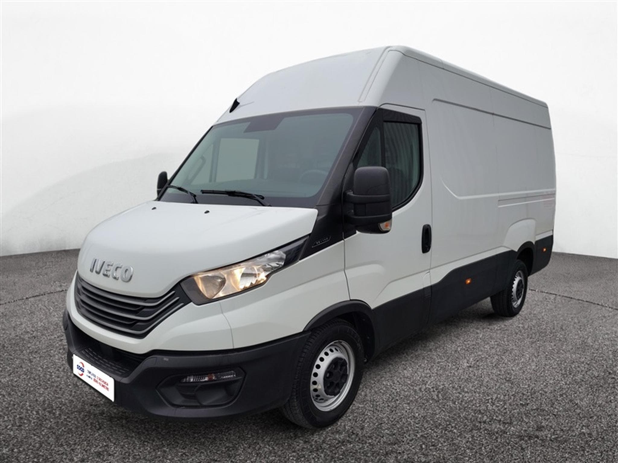 Iveco Daily 35S14V 2.3 Turbo 12M3 (2023) - Photo 1