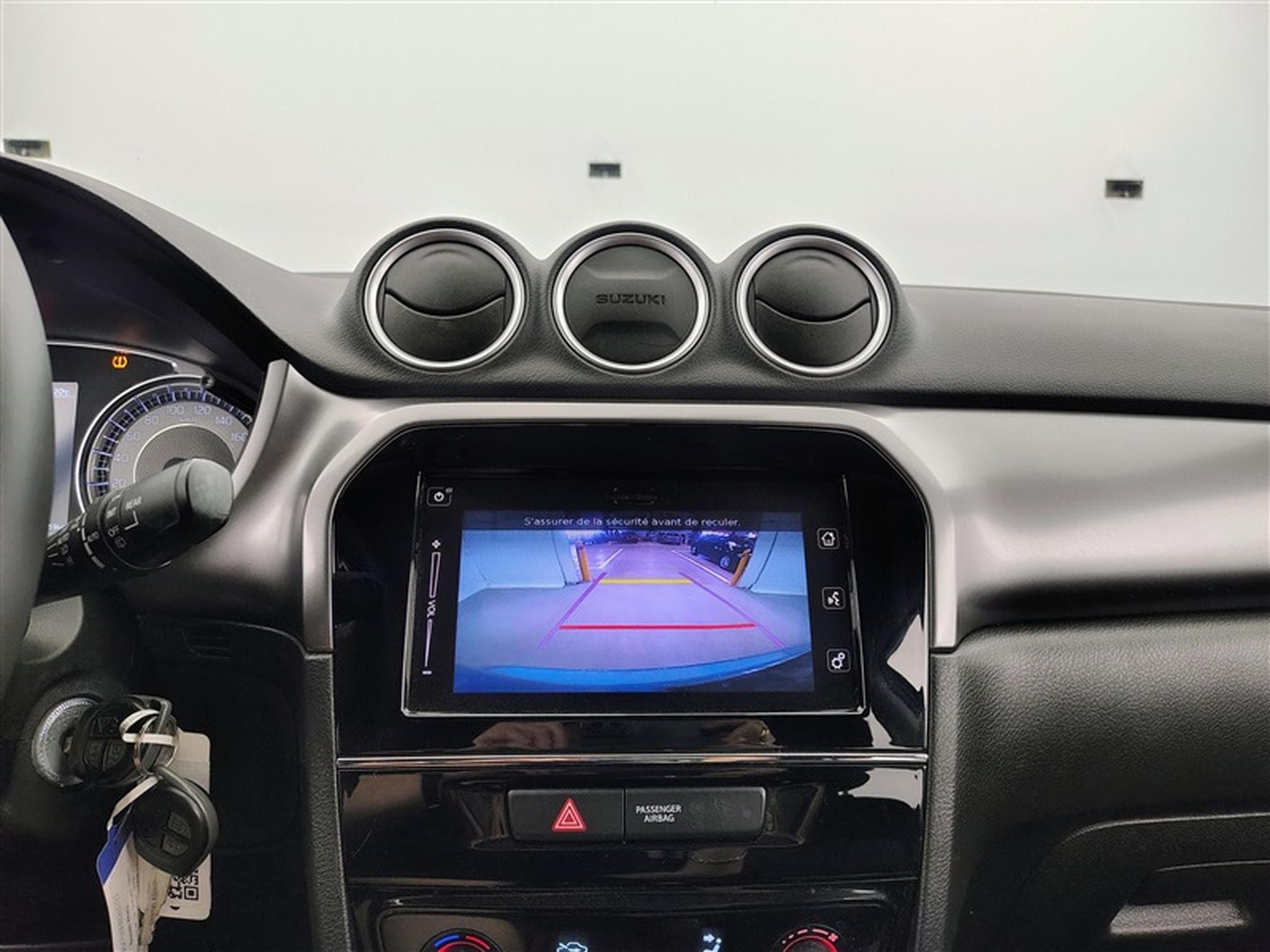 Suzuki Vitara 1.4 Turbo Boosterjet 48V Hybrid GL+ (2022) - Photo 18