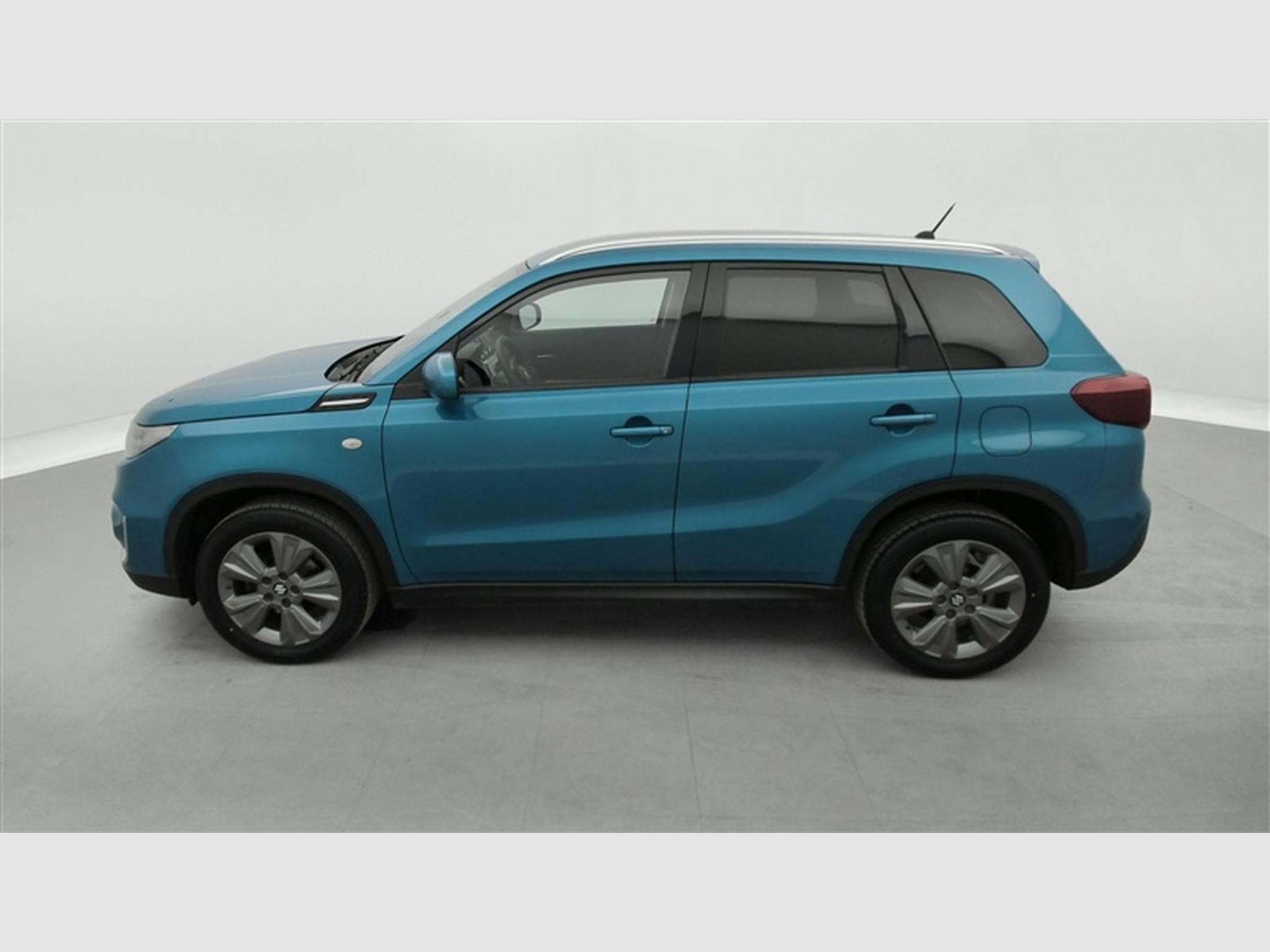 Suzuki Vitara 1.4 Turbo Boosterjet 48V Hybrid GL+ (2022) - Photo 3