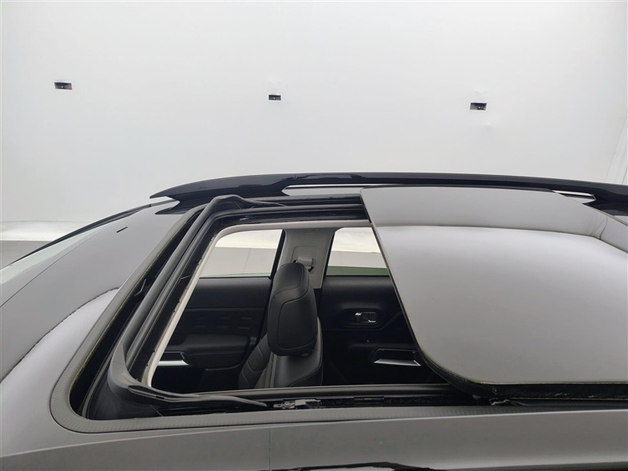 Citroen C5 Aircross 1.5 BlueHDi 130cv EAT8 MAX NAVI / FULL LED / TOIT PANO (2026) - Photo 19