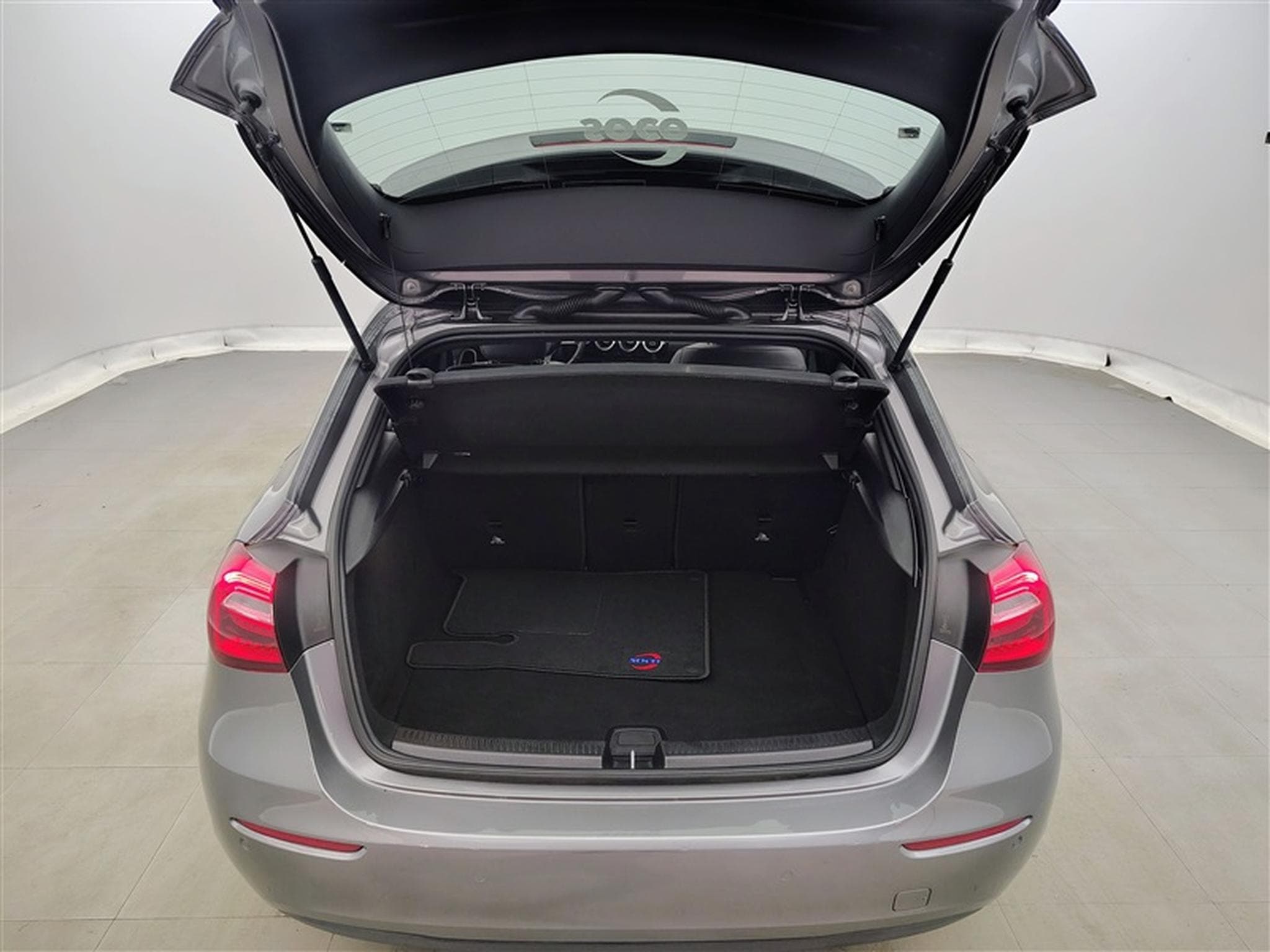 Mercedes A 160 Business Solution (2020) - Photo 14