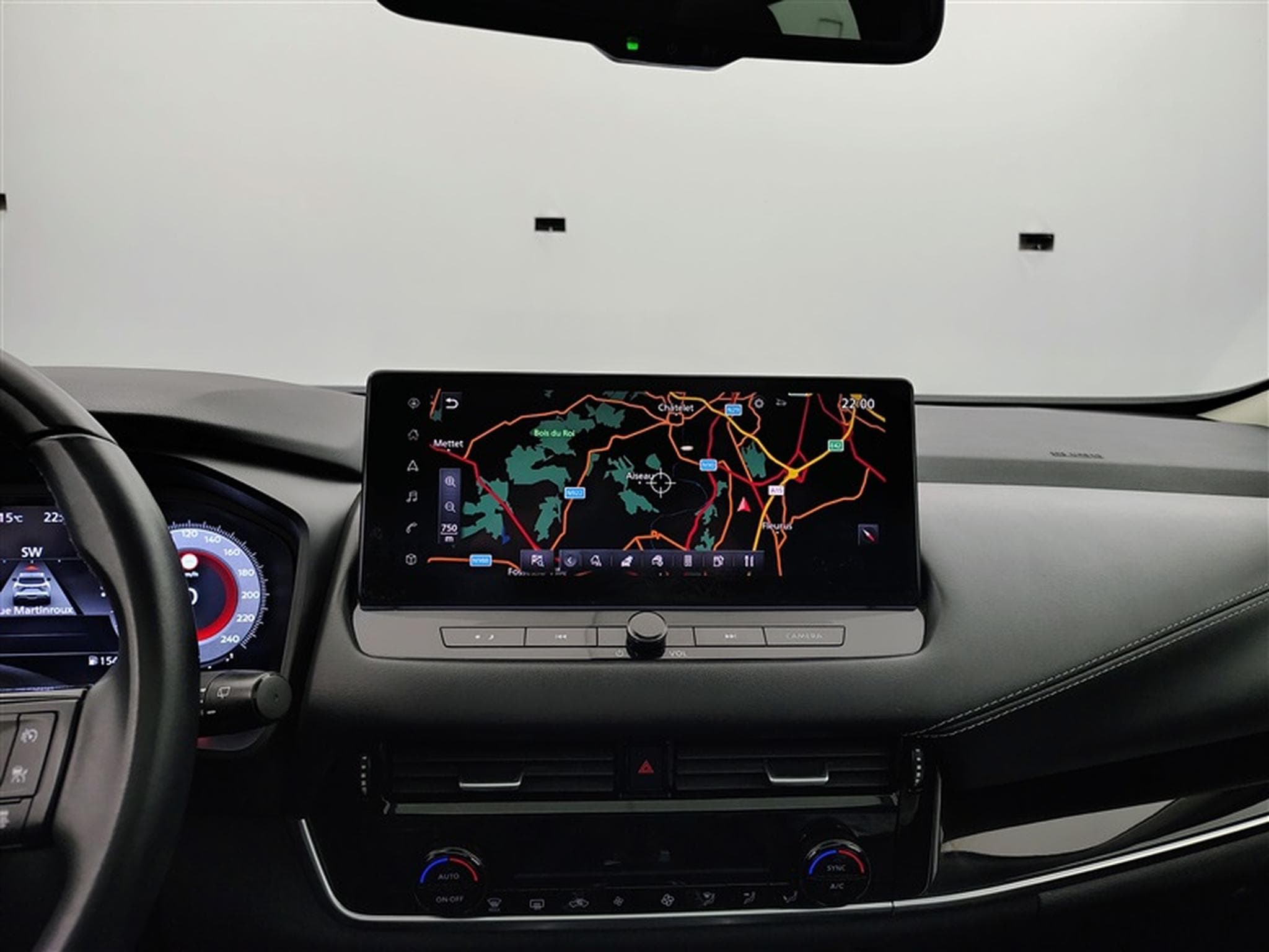 Nissan Qashqai 1.3 DIG-T MHEV N-Connecta NAVI / CLIM / FULL LED (2023) - Photo 11