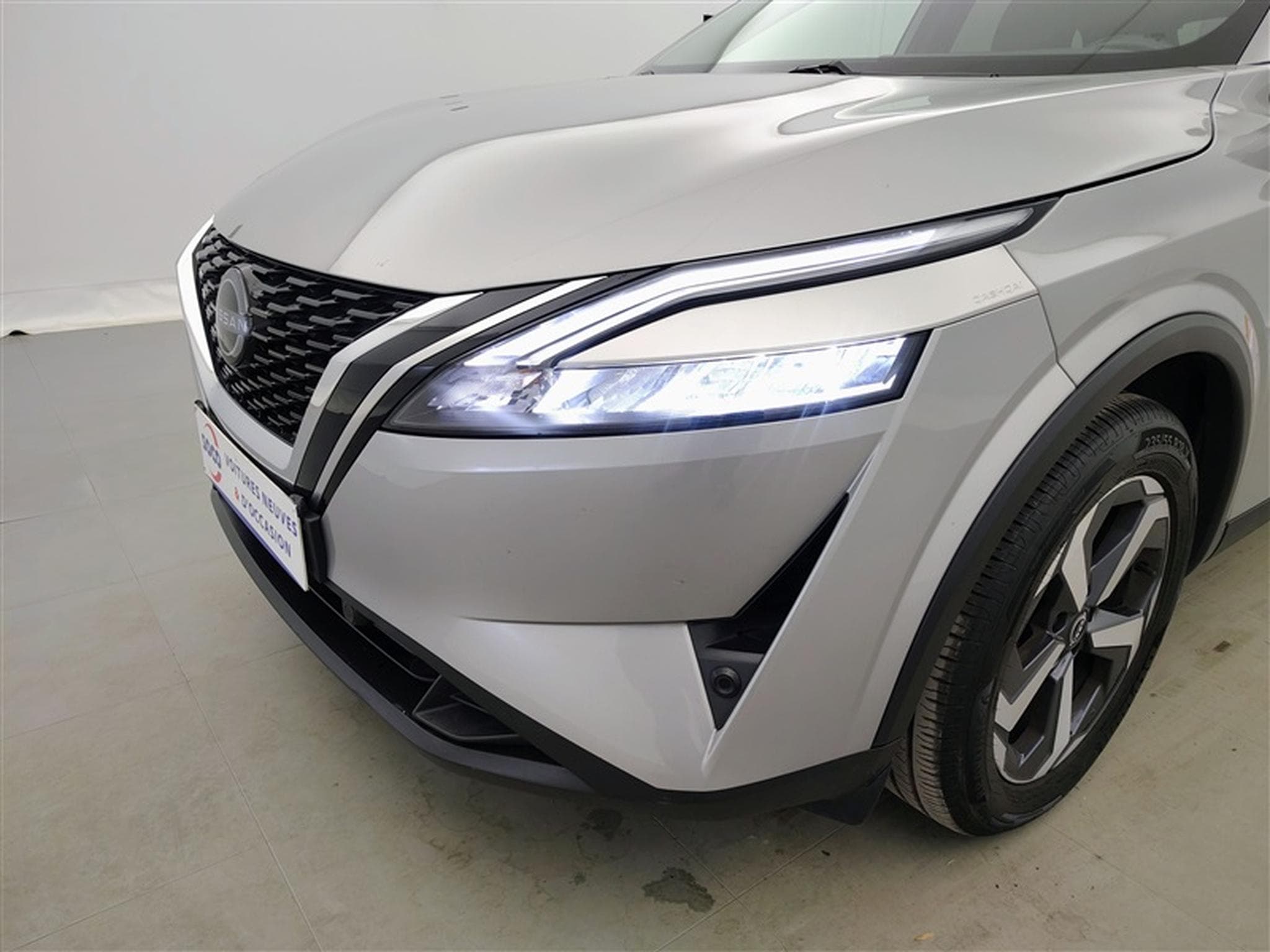 Nissan Qashqai 1.3 DIG-T MHEV N-Connecta NAVI / CLIM / FULL LED (2023) - Photo 15