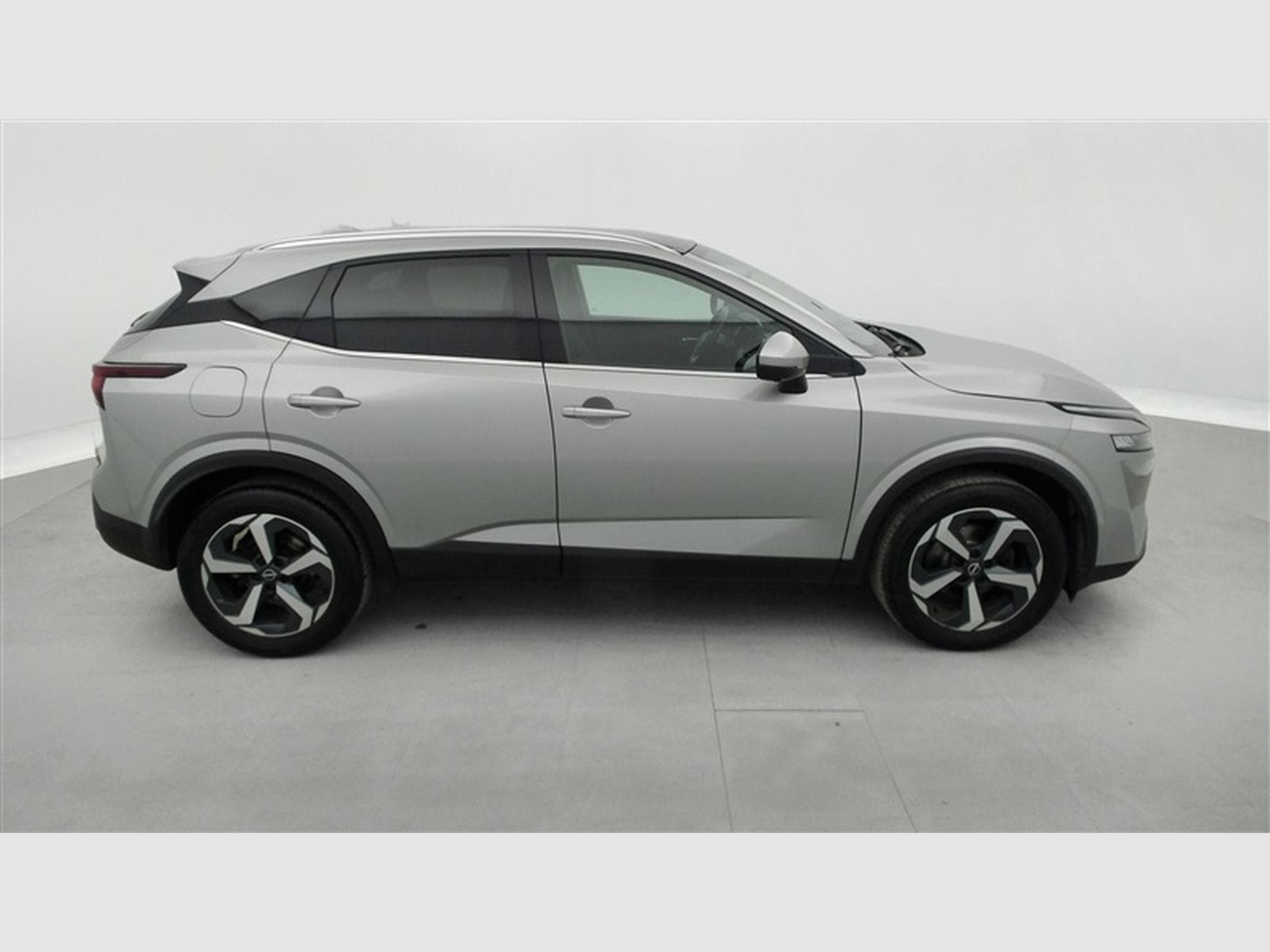 Nissan Qashqai 1.3 DIG-T MHEV N-Connecta NAVI / CLIM / FULL LED (2023) - Photo 25