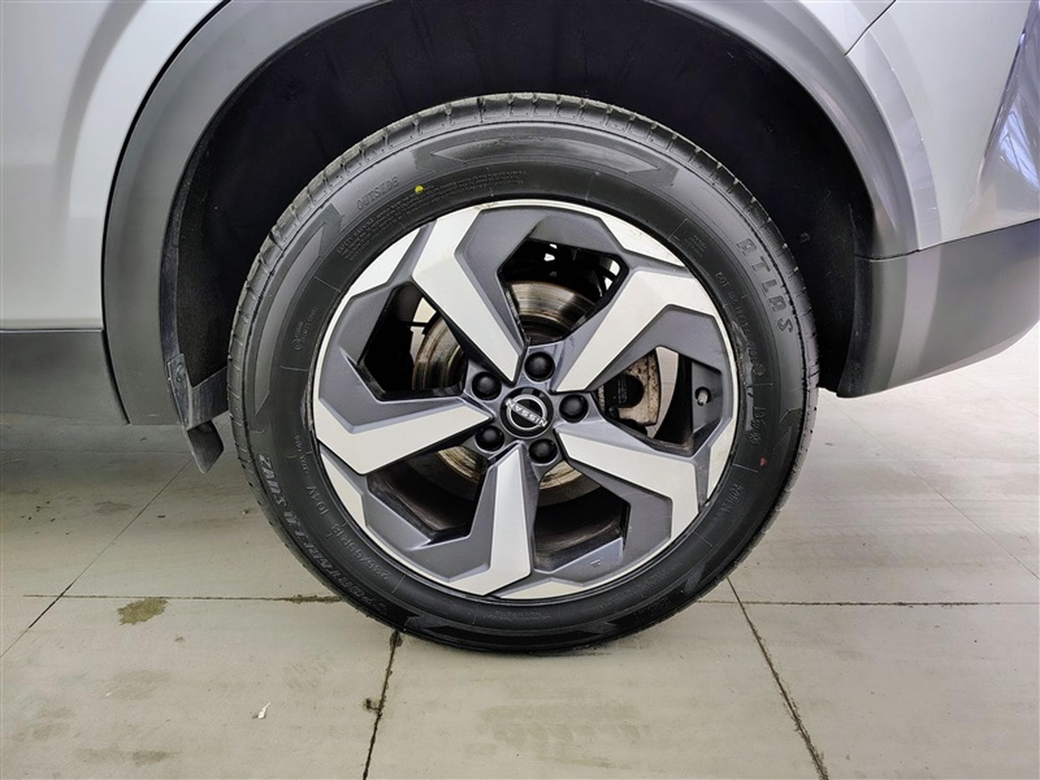 Nissan Qashqai 1.3 DIG-T MHEV N-Connecta NAVI / CLIM / FULL LED (2023) - Photo 6