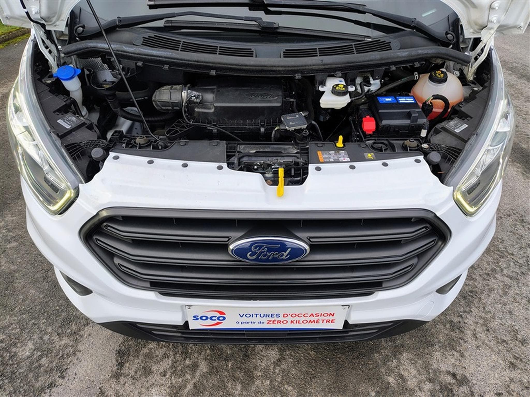 Ford Transit 2.0 TDCi L1H2 CLIM / TEL (2019) - Photo 18