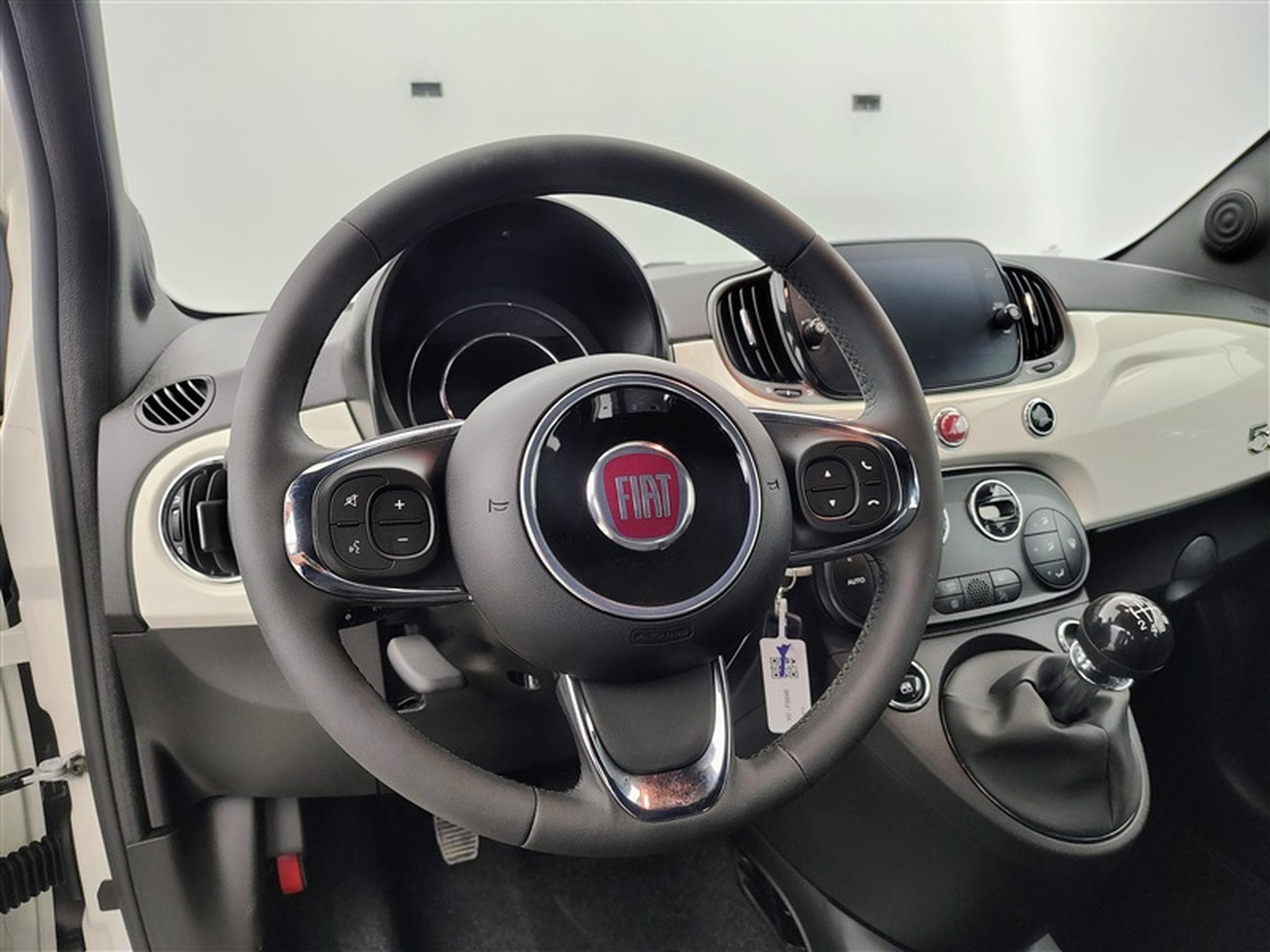 Fiat 500 1.0i MHEV Dolcevita (2024) - Photo 9