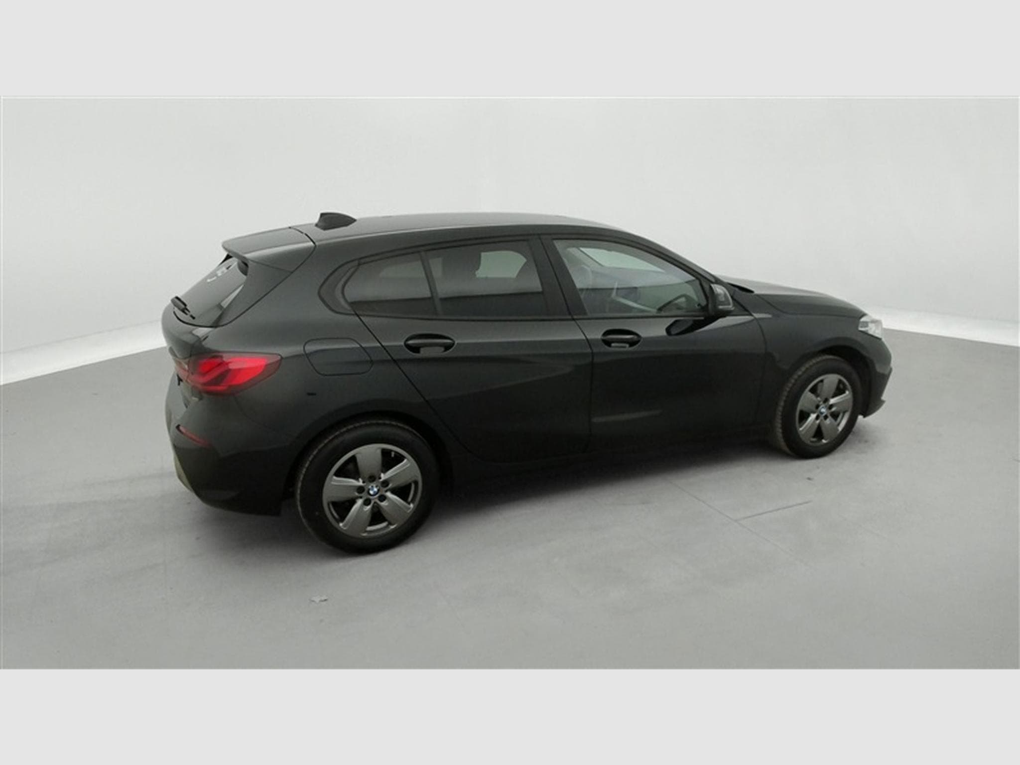 BMW 116 116dA Business NAVI/FULL LED/JA16/PDC AV AR (2023) - Photo 24