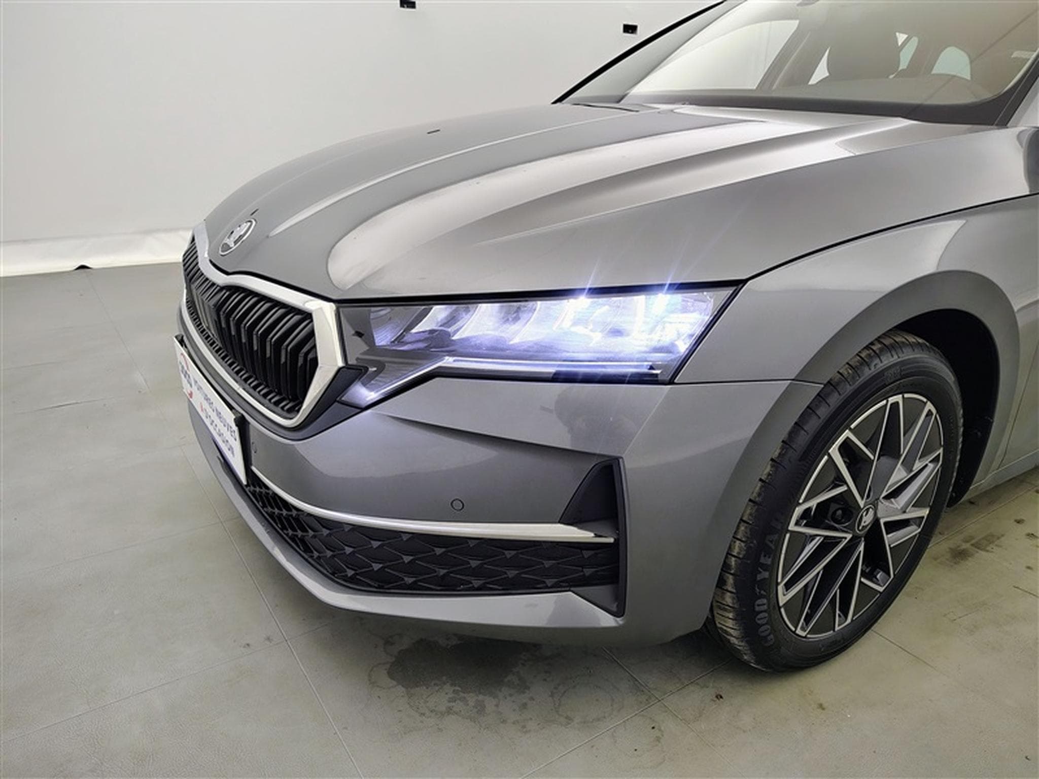 Skoda Octavia 1.5 e-TSi 150cv DSG Selection CARPLAY / FULL LED / CAMERA (2026) - Photo 15