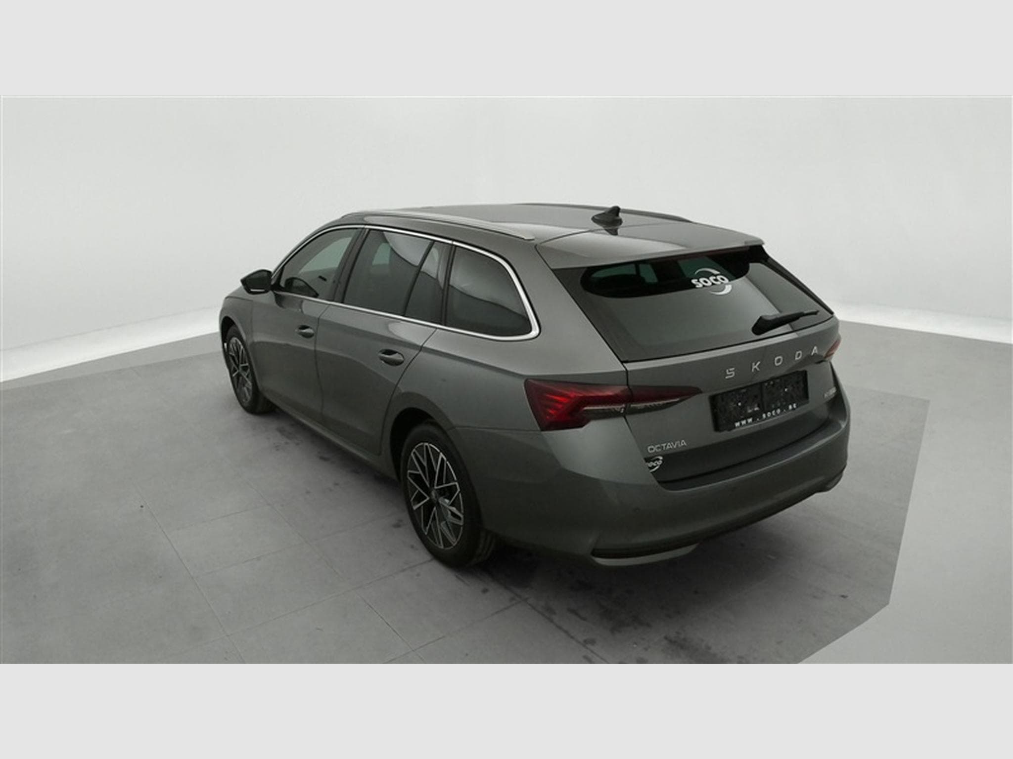 Skoda Octavia 1.5 e-TSi 150cv DSG Selection CARPLAY / FULL LED / CAMERA (2026) - Photo 2