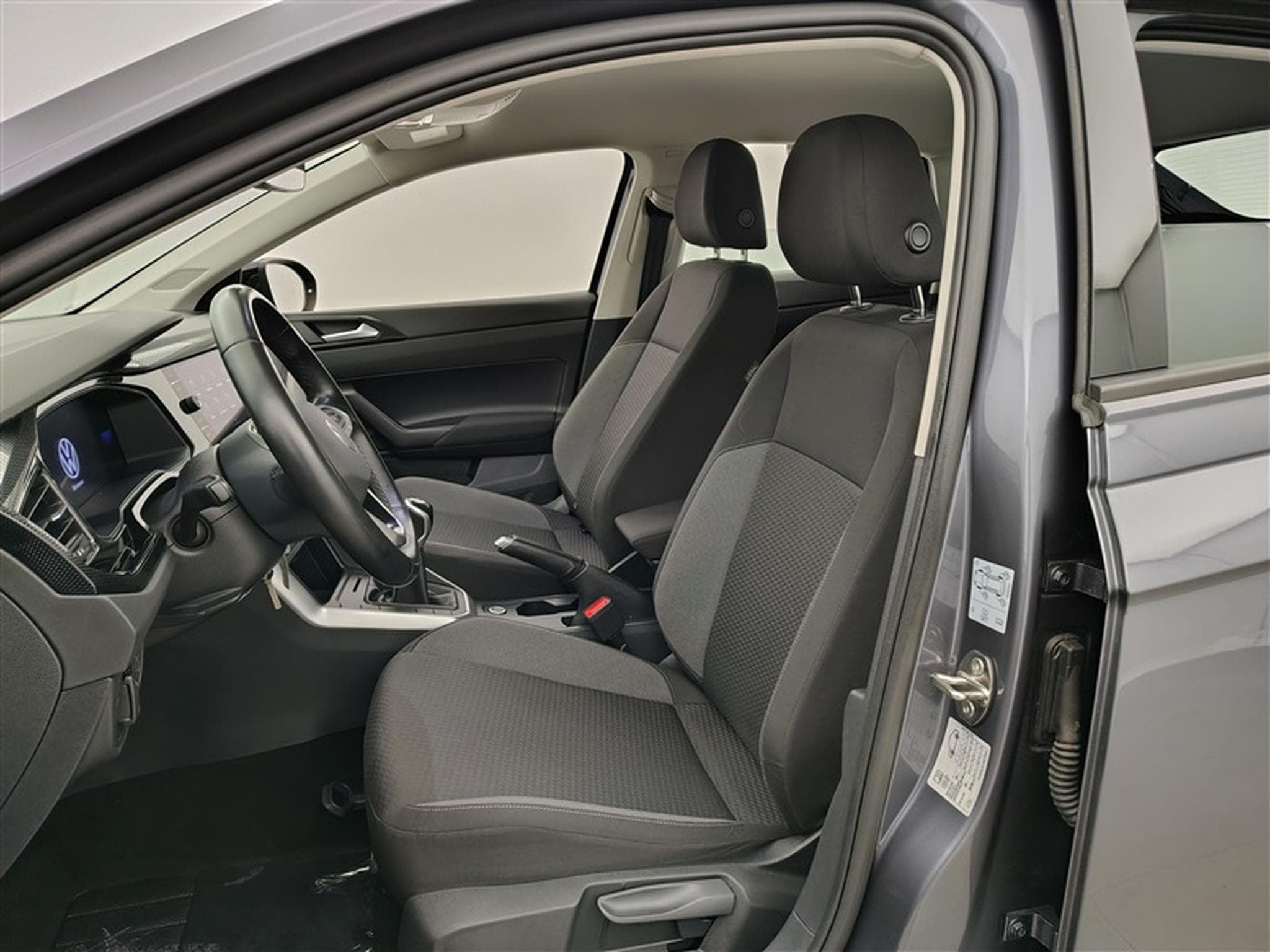 VW Taigo 1.0 TSI Life  Navi Cockpit / Led (2022) - Photo 7
