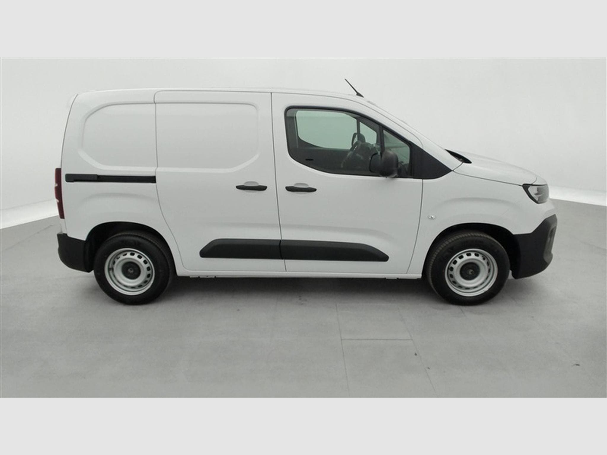 Citroen Berlingo 1.5 BlueHDi 100cv M 3pl. CARPLAY / CAMERA (2026) - Photo 20