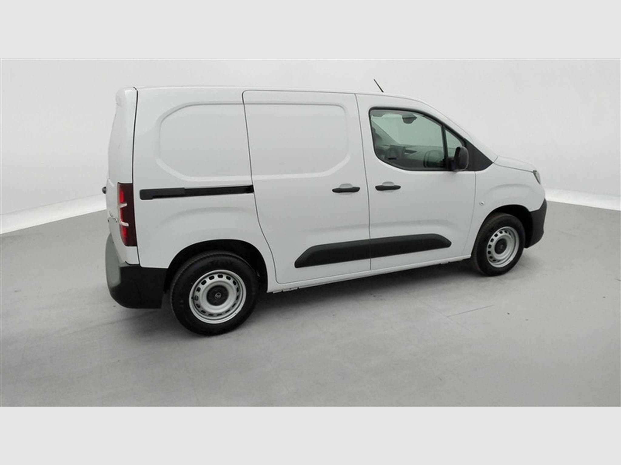Citroen Berlingo 1.5 BlueHDi 100cv M 3pl. CARPLAY / CAMERA (2026) - Photo 21