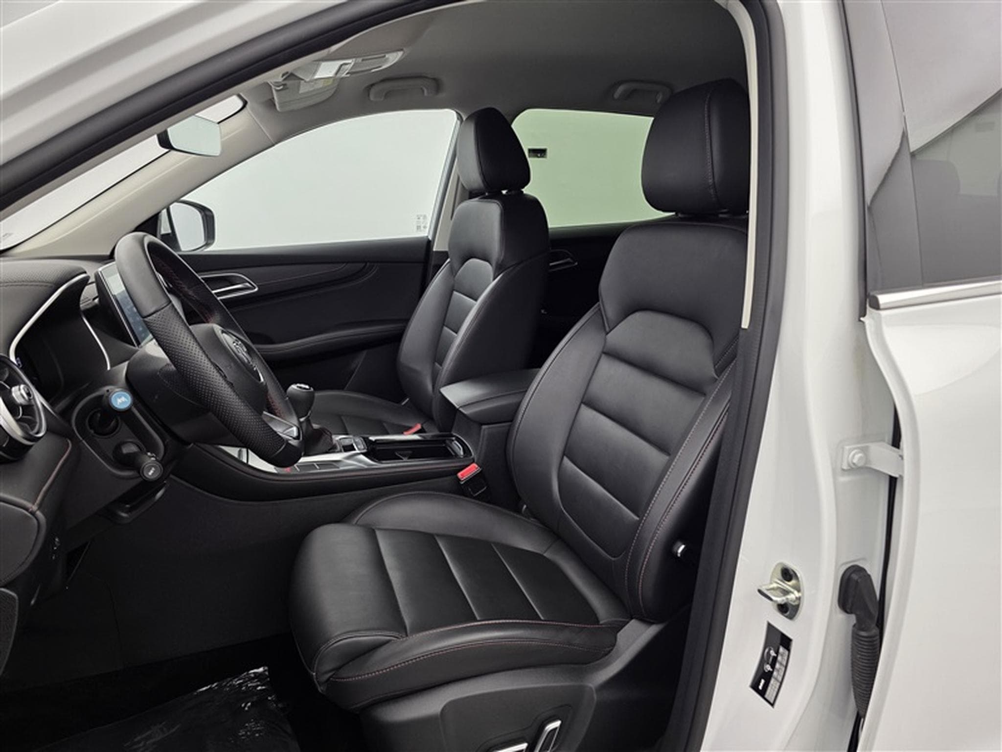 MG HS 1.5 T-GDi 160cv Comfort CUIR / NAVI / CAMERA / CARPLAY (2024) - Photo 7