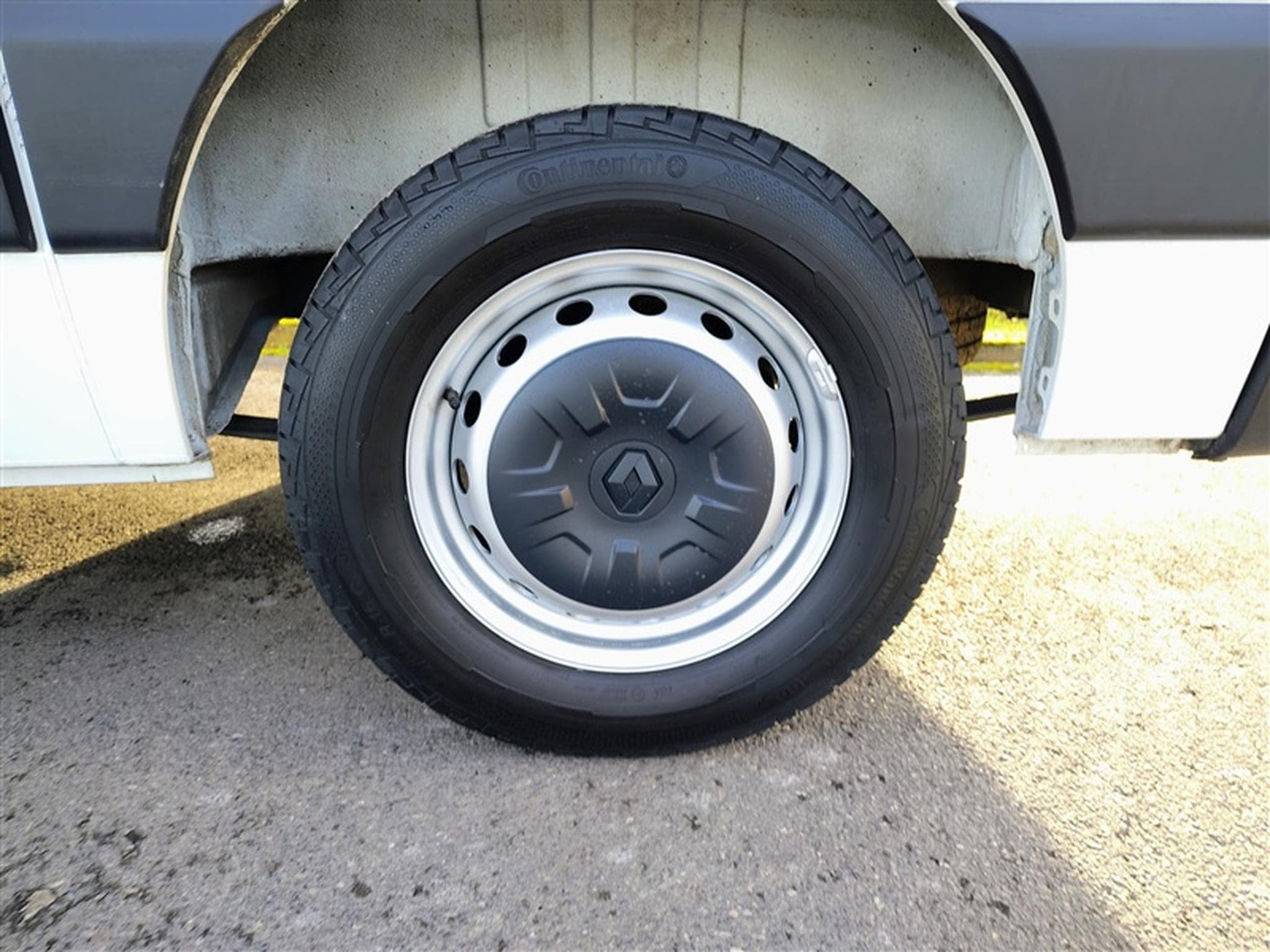 Renault Master 2.3 dCi 136cv L1H2 Confort CLIM / BLUETOOTH (2022) - Photo 6
