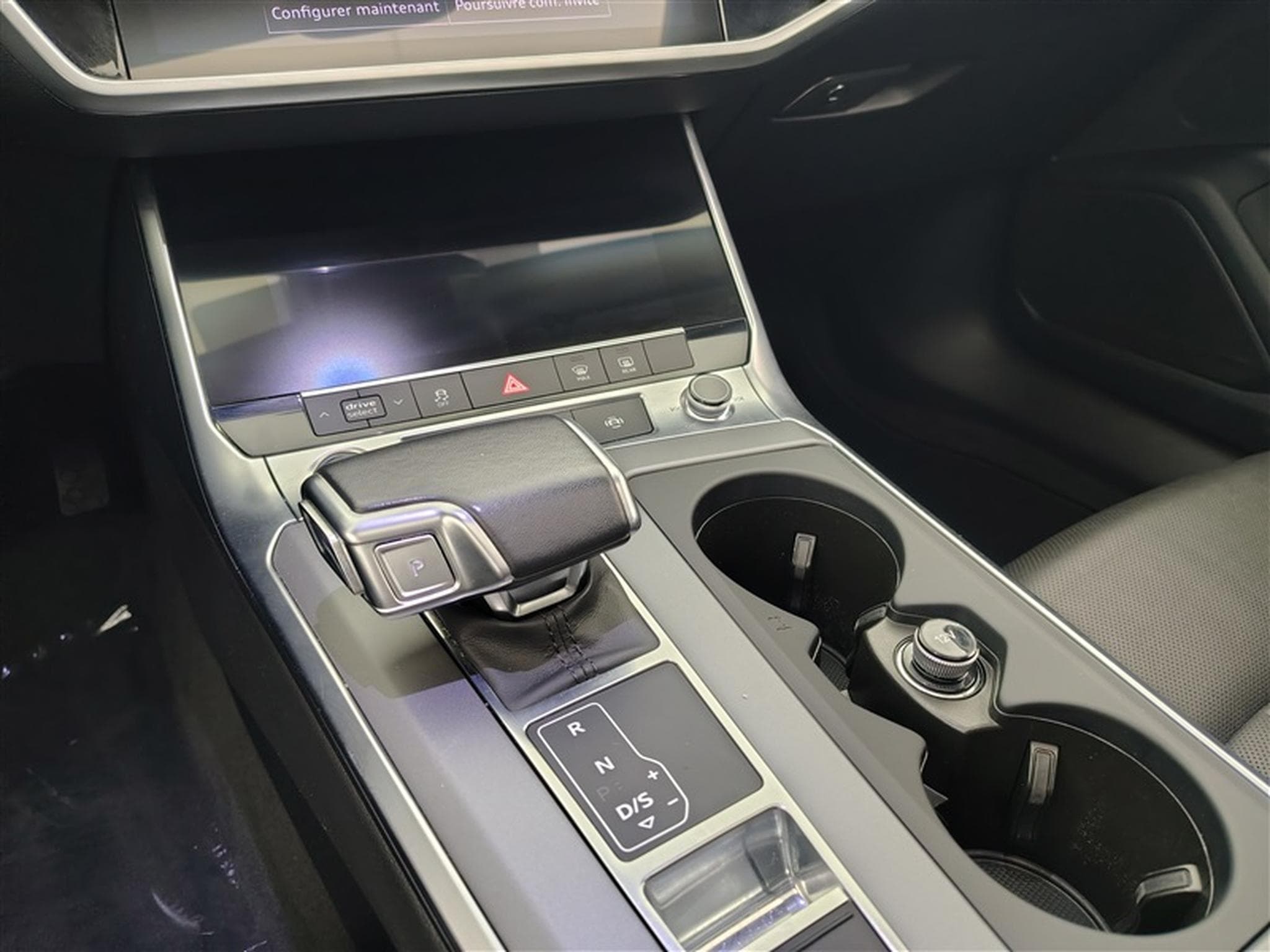 Audi A6 35 TDI 163Cv S-Tronic CUIR / NAVI  /FULL LED/TO PANO (2023) - Photo 12