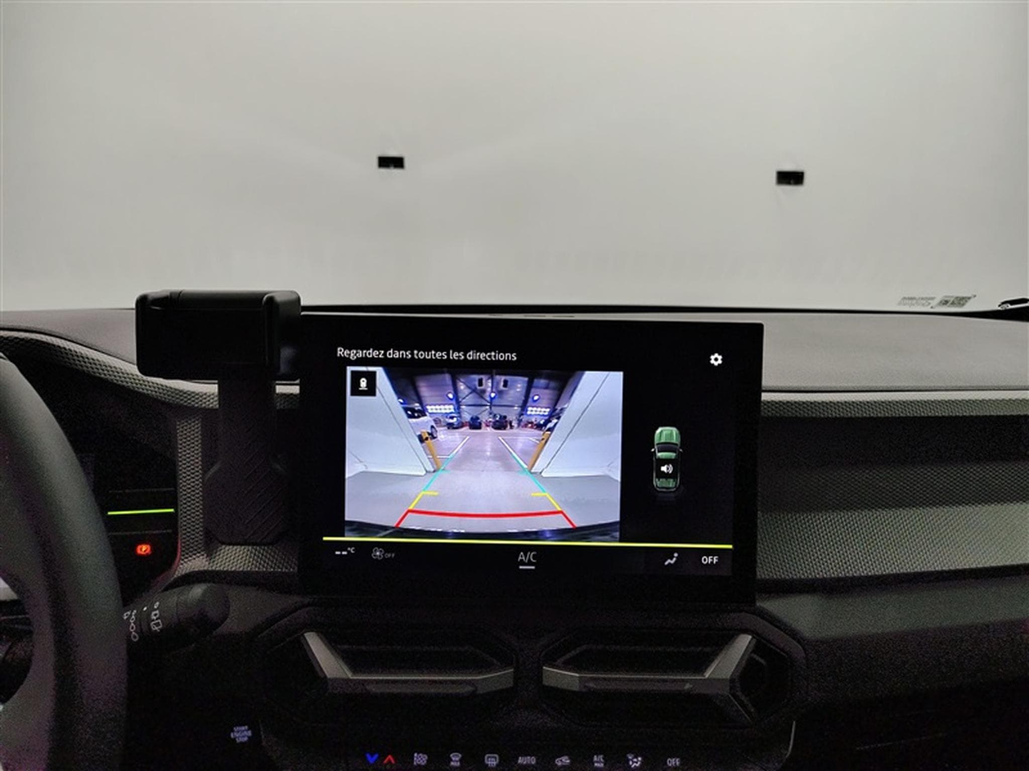 Dacia Duster Mild Hybrid 140cv Journey NAVI / CARPLAY / FULL LED / CAMERA (2026) - Photo 17