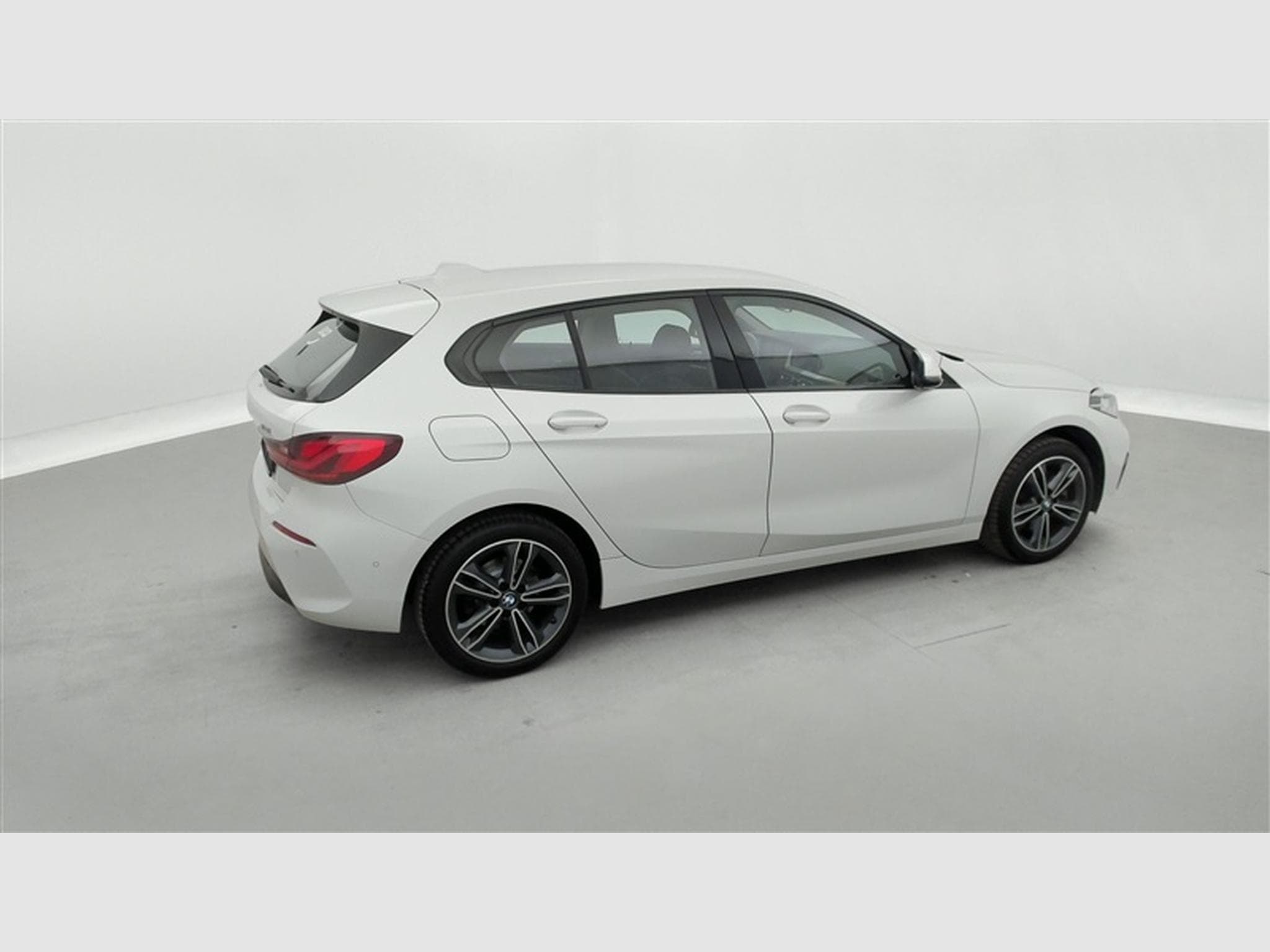 BMW 116 116 iA SportLine NAVI / CAMERA / CARPLAY (2022) - Photo 25