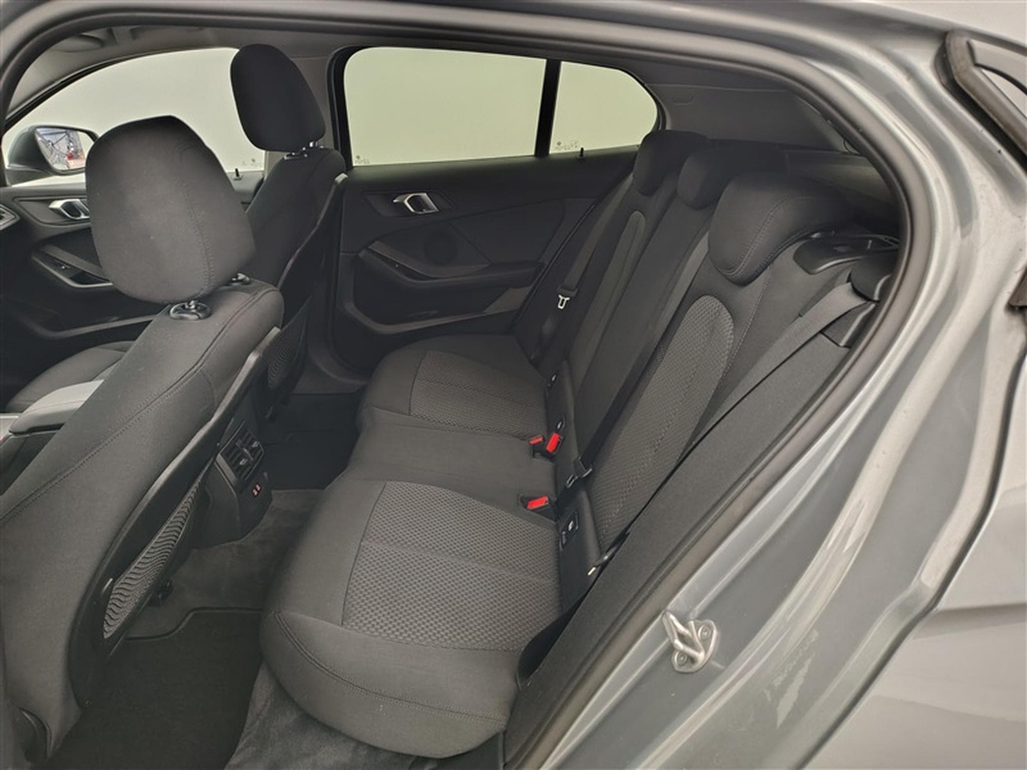 BMW 116 dA Navi Cockpit / Led / PDC av+ar (2022) - Photo 13