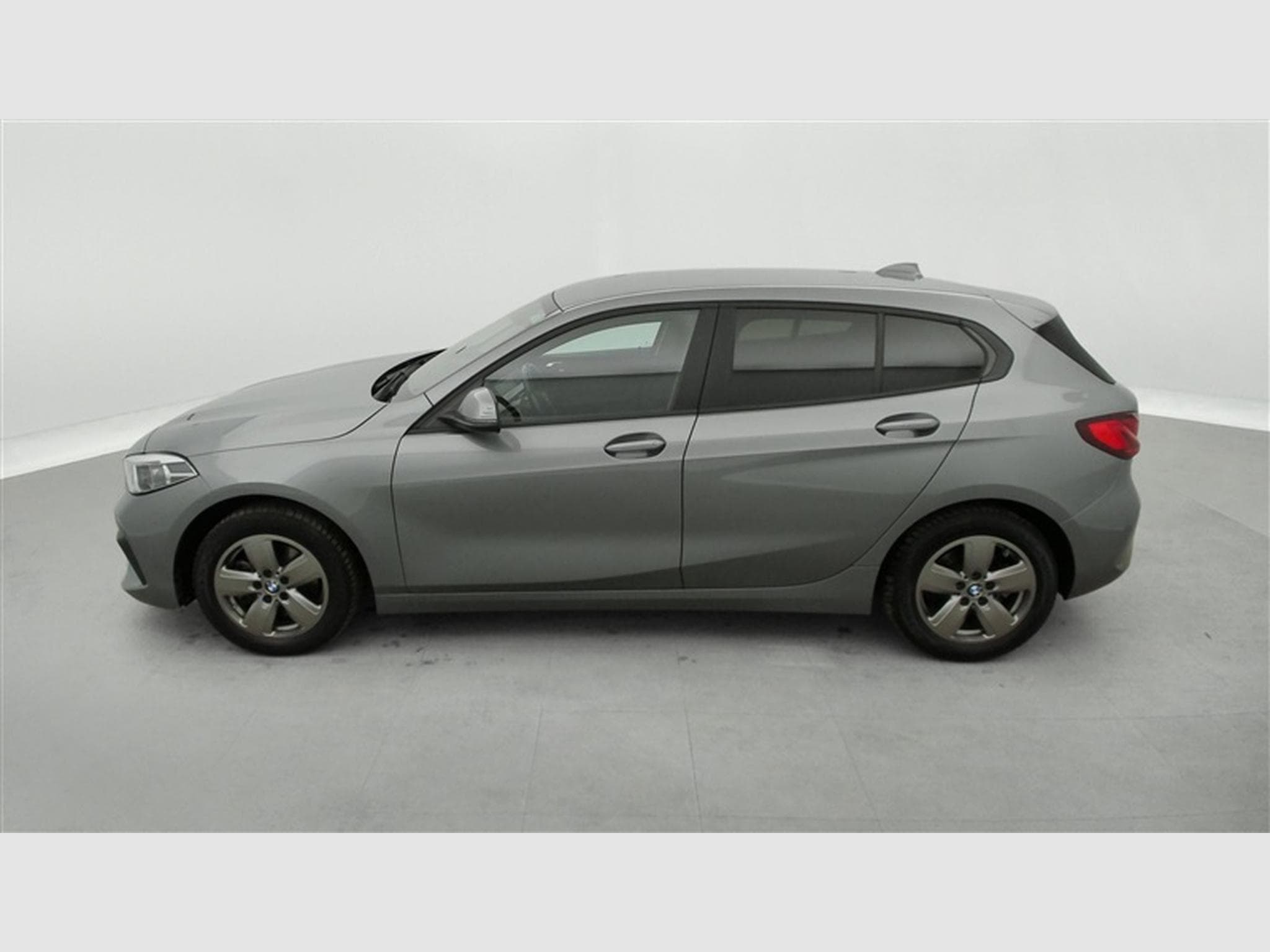 BMW 116 dA Navi Cockpit / Led / PDC av+ar (2022) - Photo 3