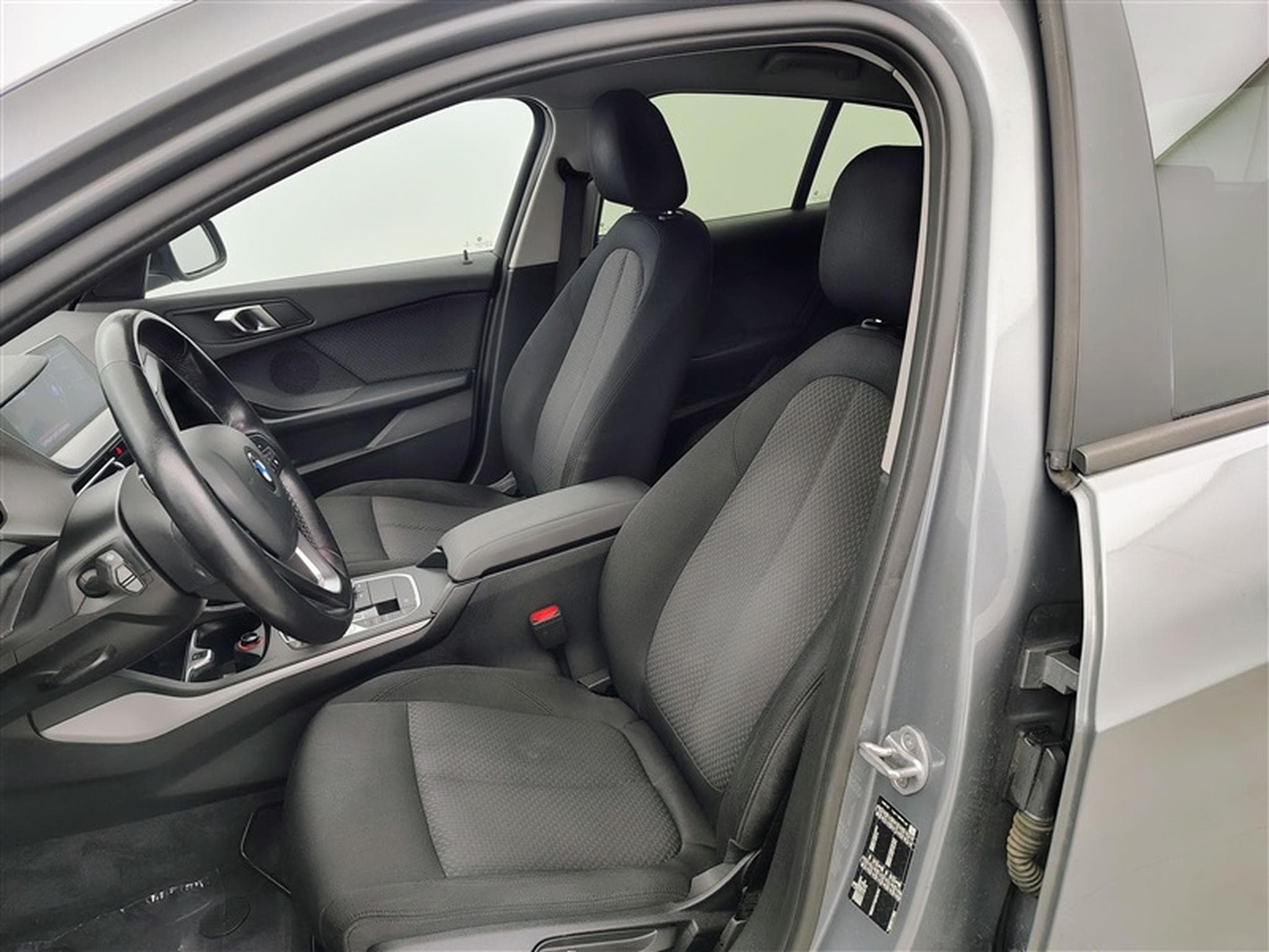 BMW 116 dA Navi Cockpit / Led / PDC av+ar (2022) - Photo 7