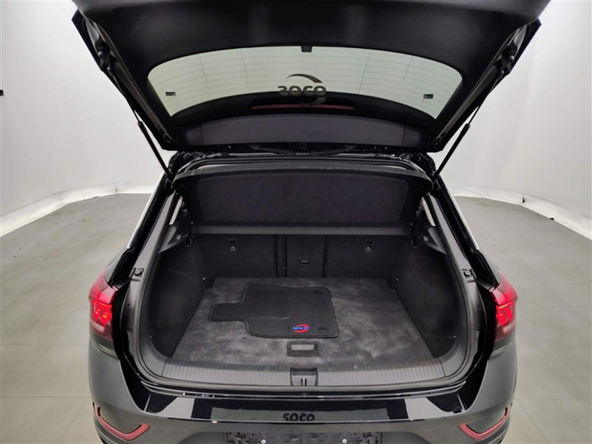 VW T-Roc 1.0 TSI Style (2023) - Photo 14