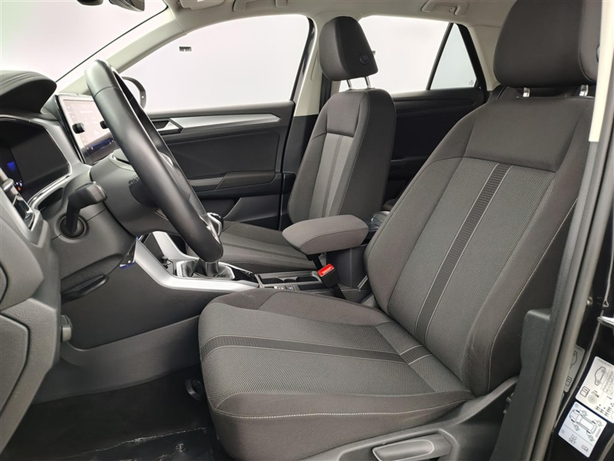 VW T-Roc 1.0 TSI Style (2023) - Photo 7