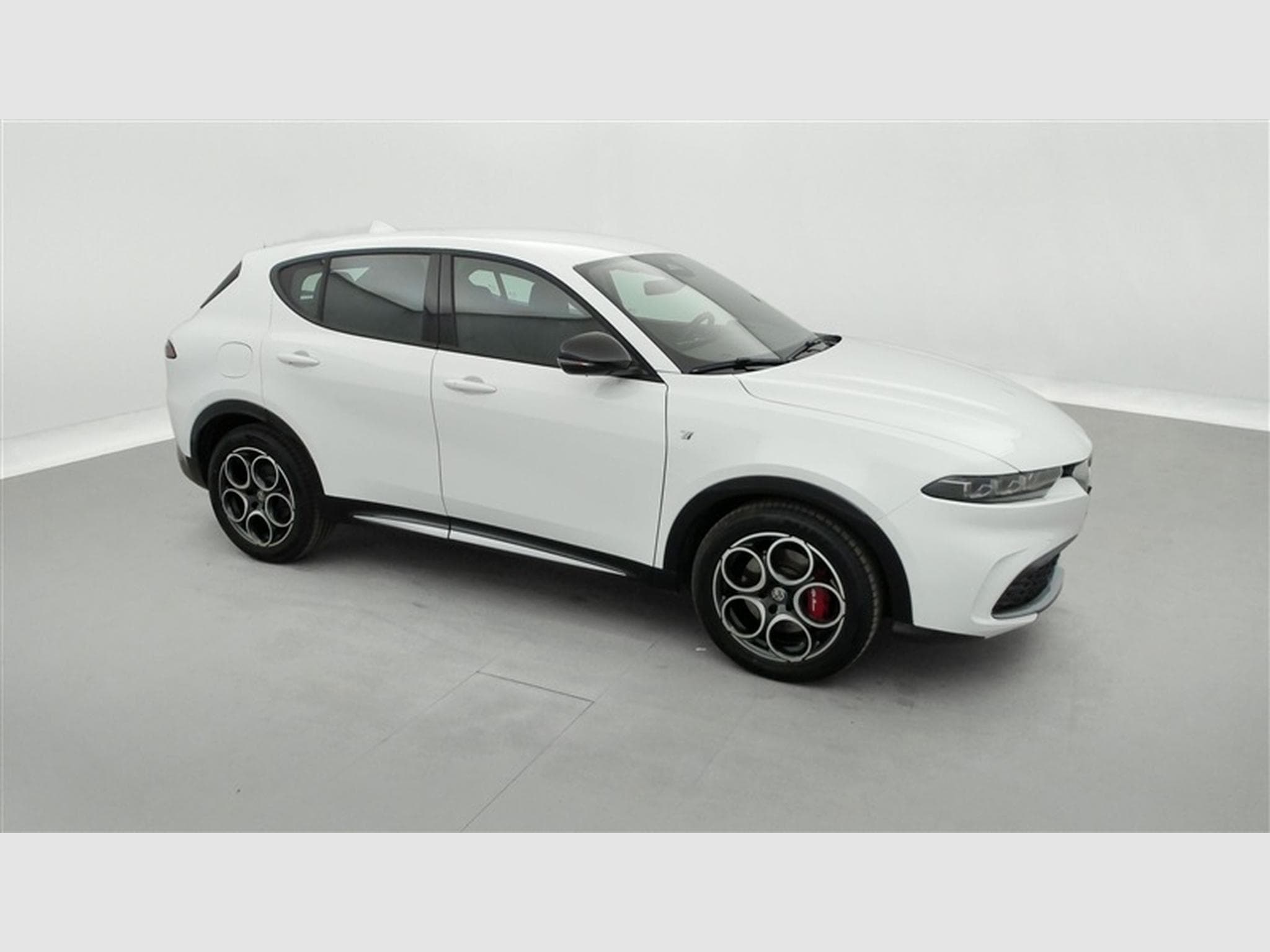 Alfa-Romeo Tonale 1.6 130 TI TCT7 *NAVI/FULL LED/CAM/PDC AV AR/JA18* (2023) - Photo 24