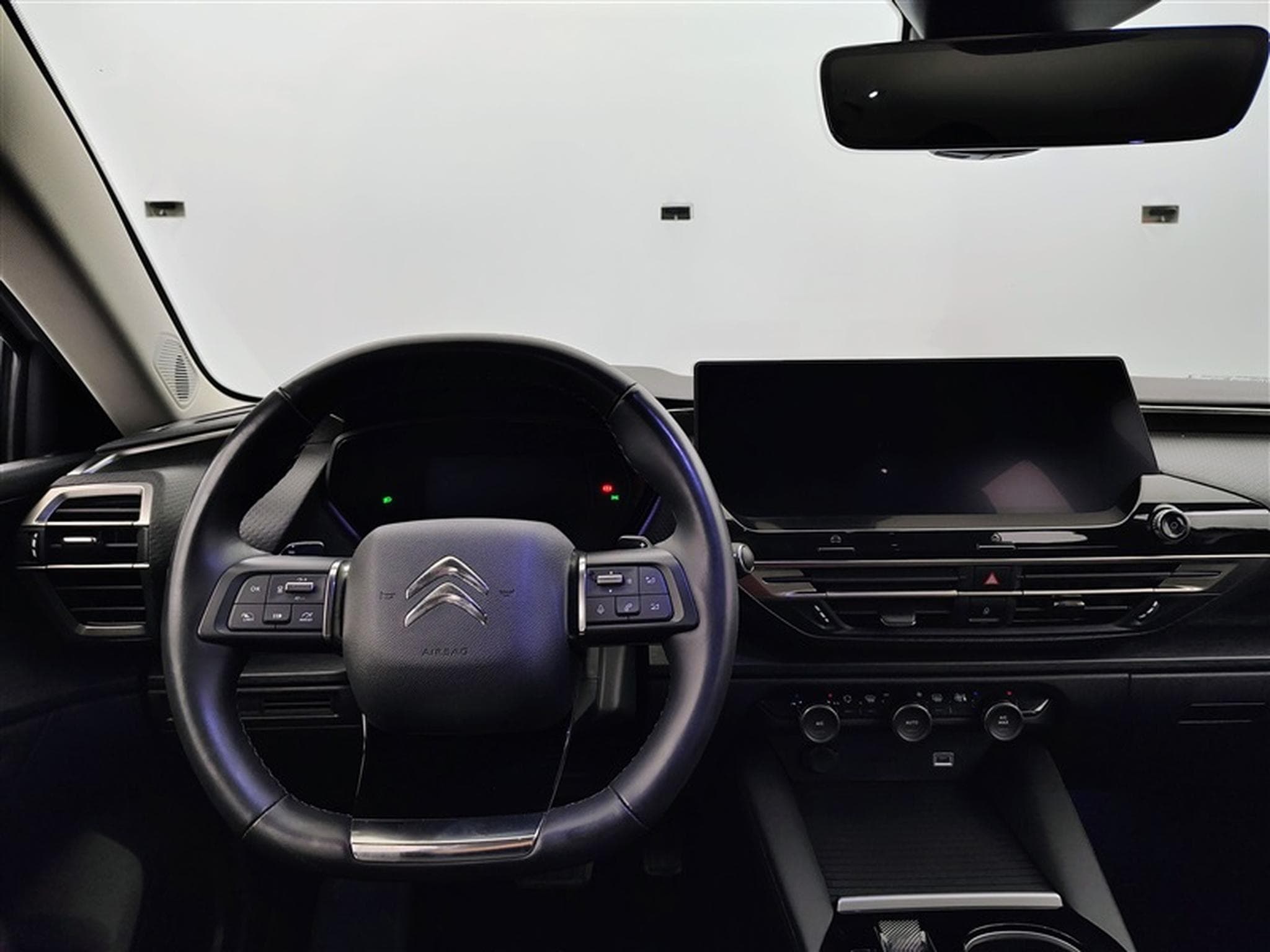 Citroen C5 X 1.2 Puretech 130cv EAT8 Shine NAVI / CAMERA / CARPLAY (2022) - Photo 9
