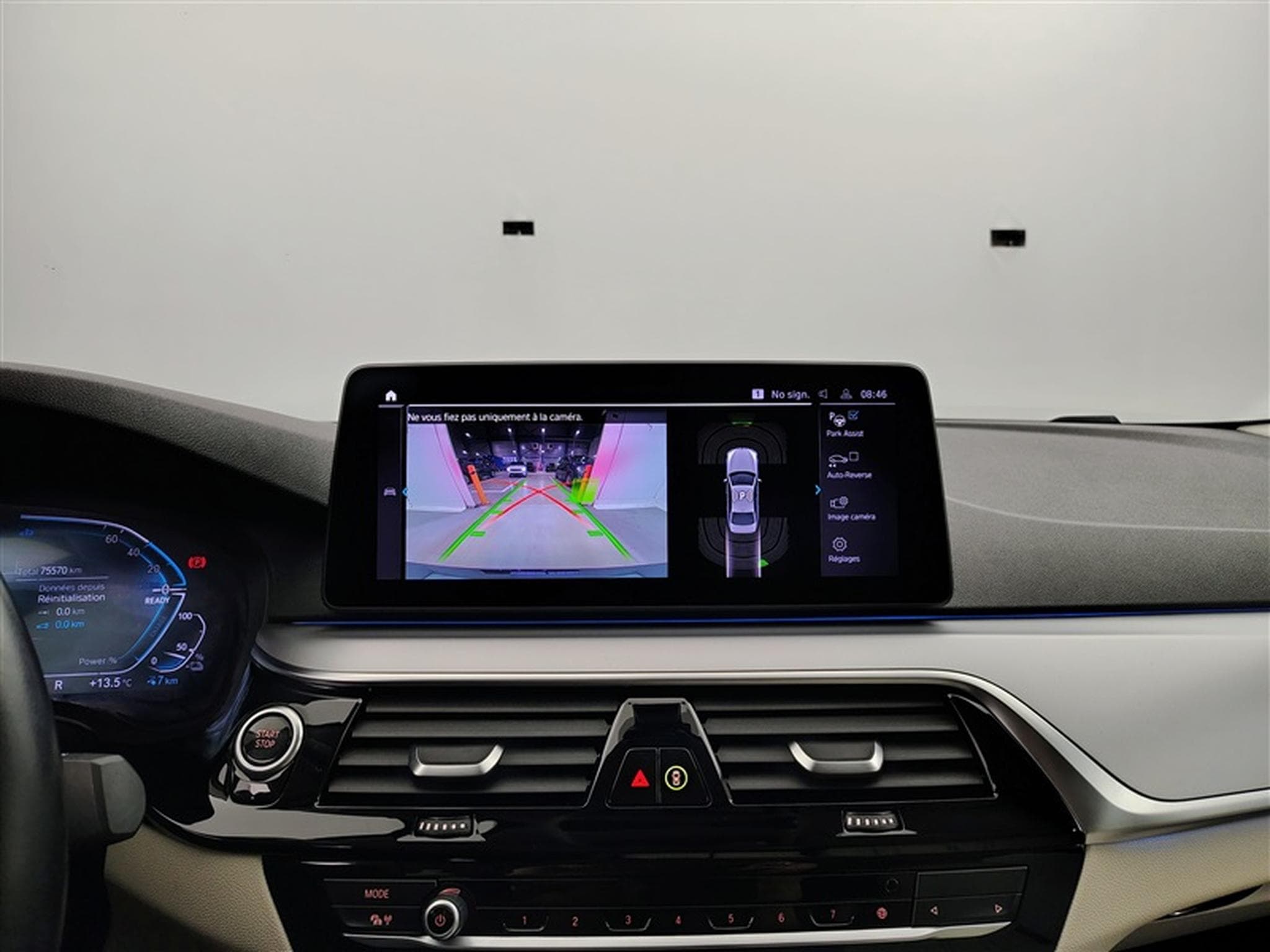 BMW 520 520eA PHEV CUIR/NAVI/FULL LED/JA18/PDC (2021) - Photo 18