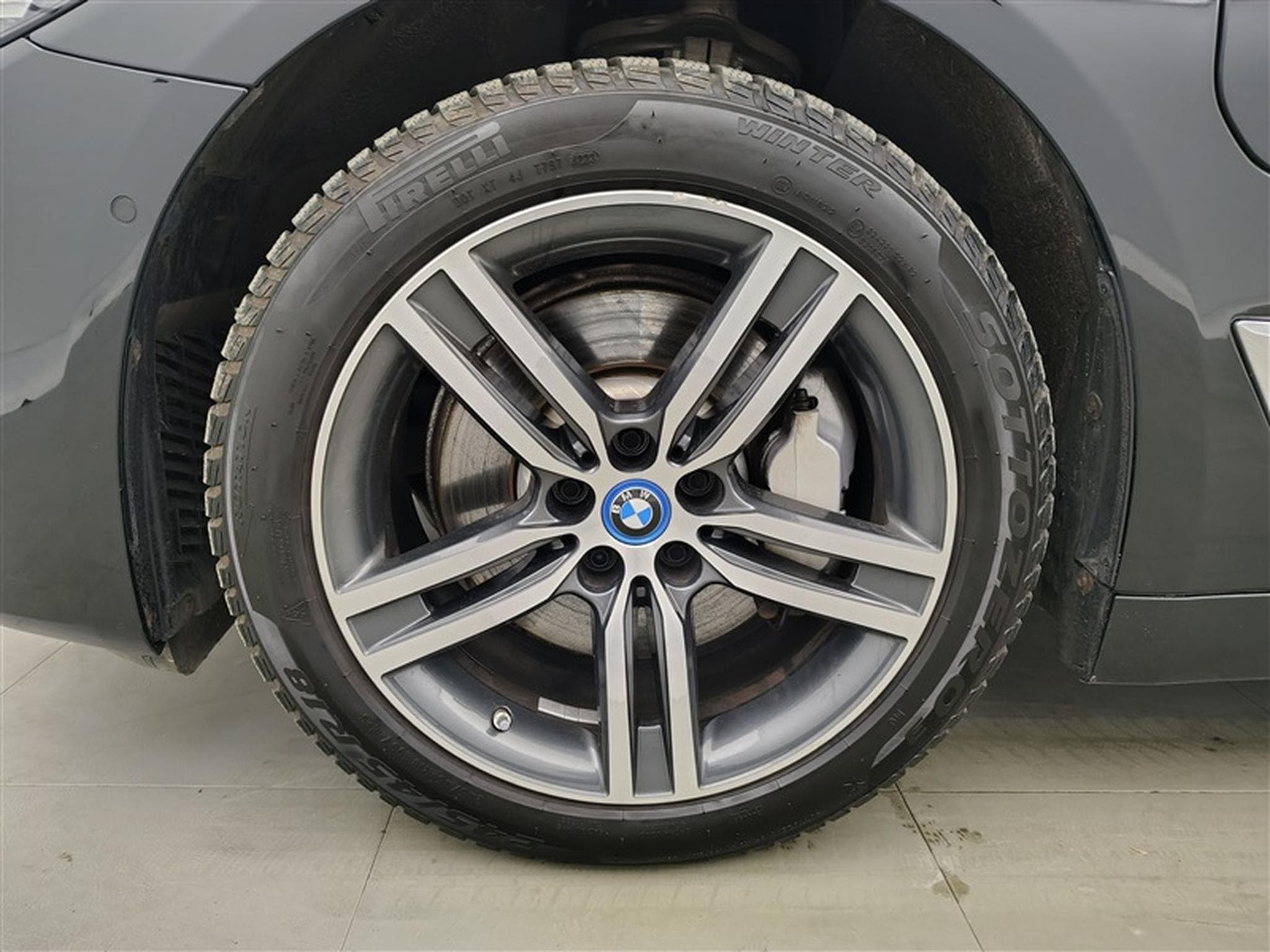 BMW 520 520eA PHEV CUIR/NAVI/FULL LED/JA18/PDC (2021) - Photo 6