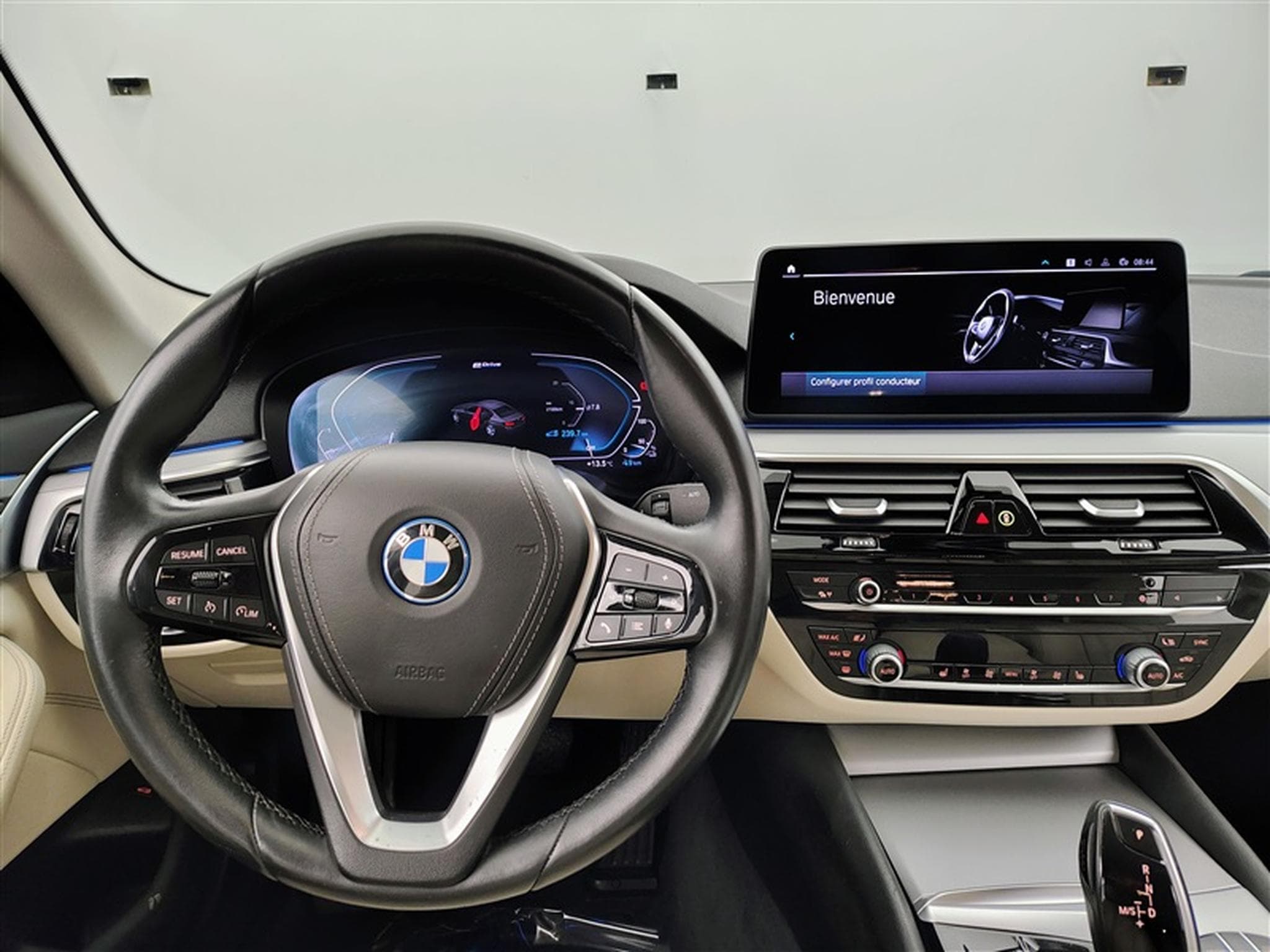 BMW 520 520eA PHEV CUIR/NAVI/FULL LED/JA18/PDC (2021) - Photo 9
