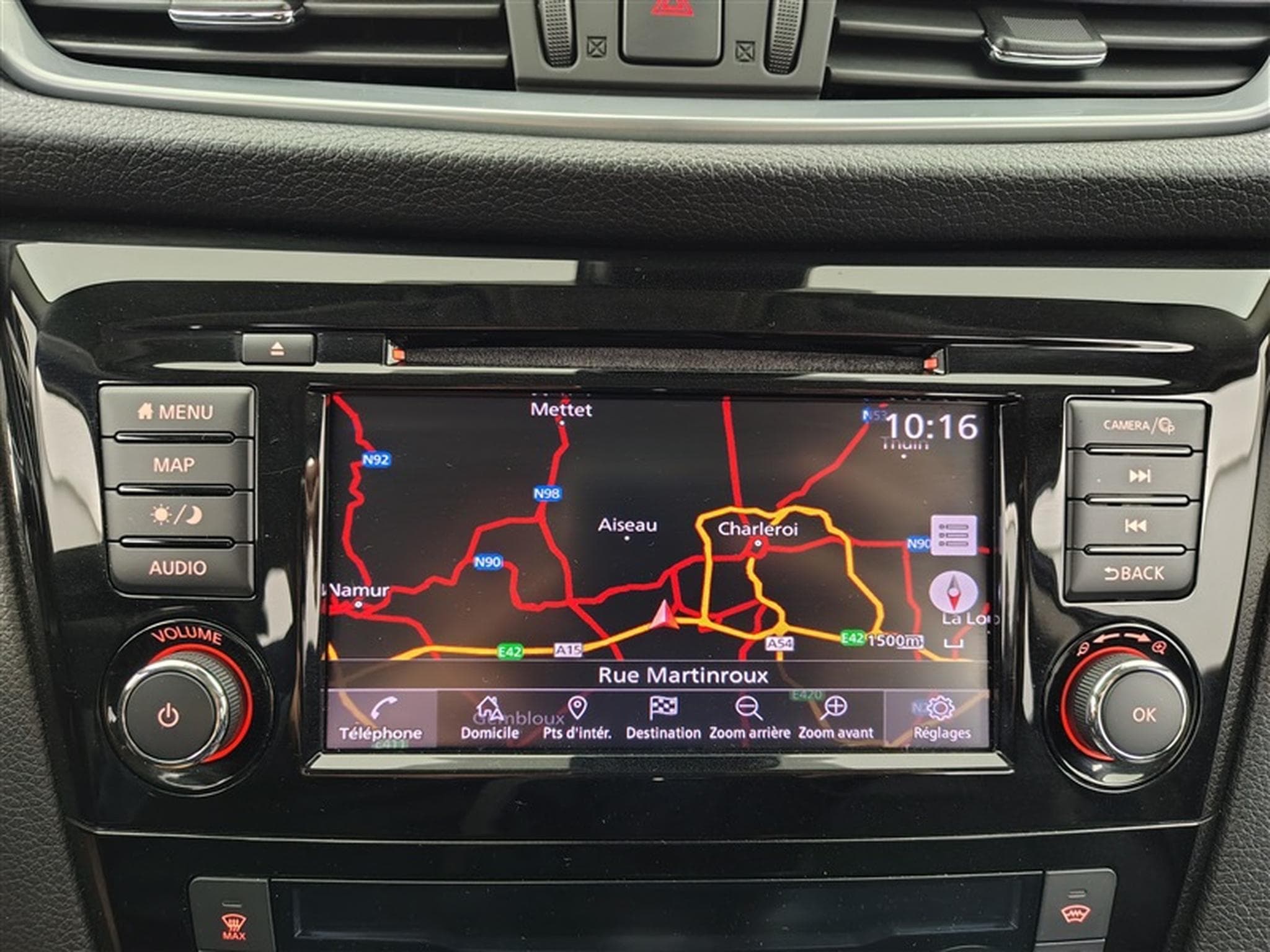 Nissan Qashqai 1.3 DIG  Tekna NAVI / FULL LED / TOIT PANO / CAMERA 360° (2020) - Photo 11