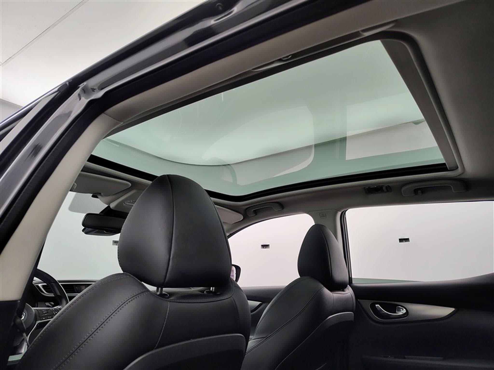 Nissan Qashqai 1.3 DIG  Tekna NAVI / FULL LED / TOIT PANO / CAMERA 360° (2020) - Photo 19