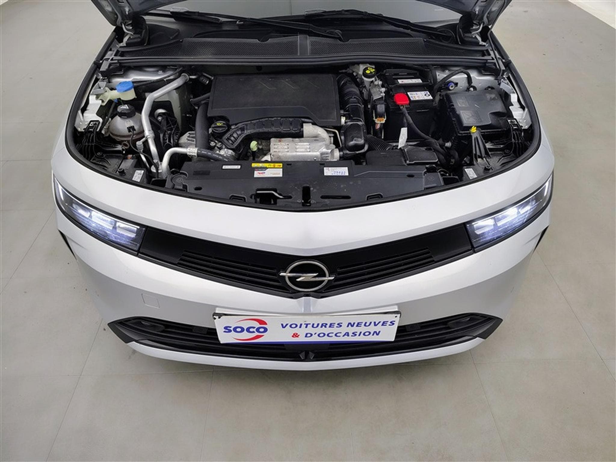 Opel Astra Sports Tourer 1.2 Turbo Edition NAVI / FULL LED / CARPLAY (2024) - Photo 19