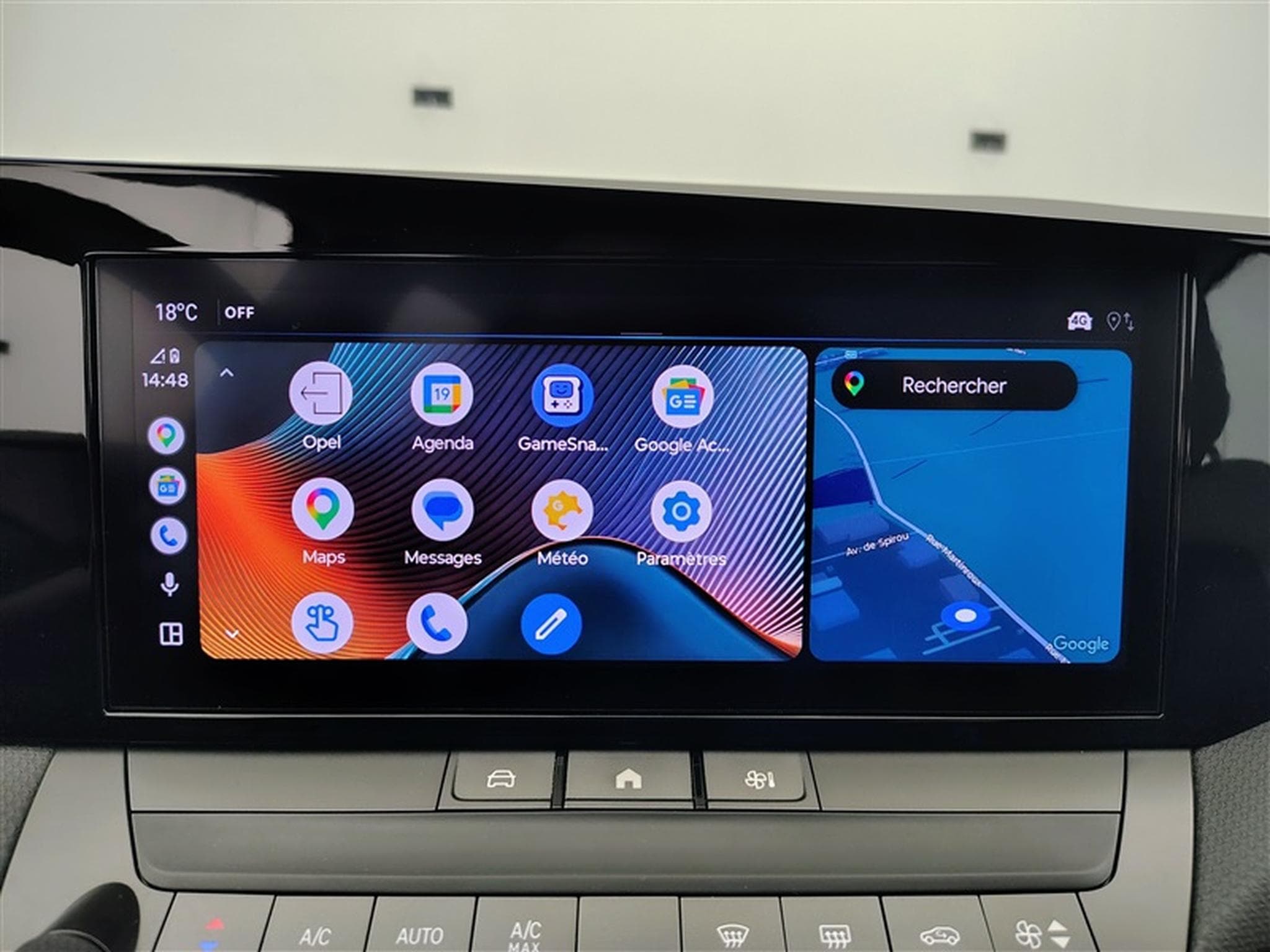 Opel Astra Sports Tourer 1.2 Turbo Edition NAVI / FULL LED / CARPLAY (2024) - Photo 20