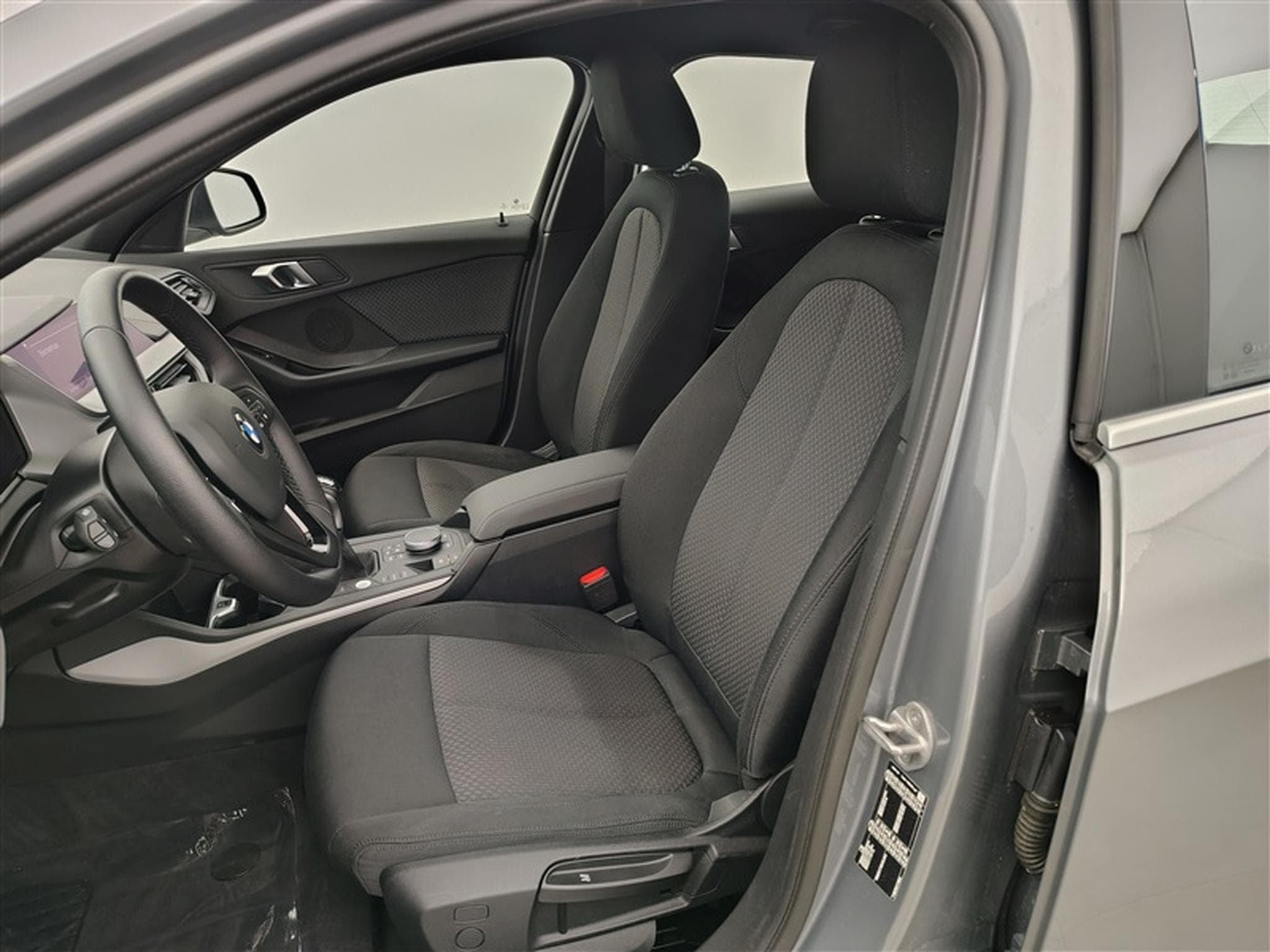 BMW 116 116 d BusinessLine NAVI / FULL LED / CAMERA / CARPLAY (2022) - Photo 7