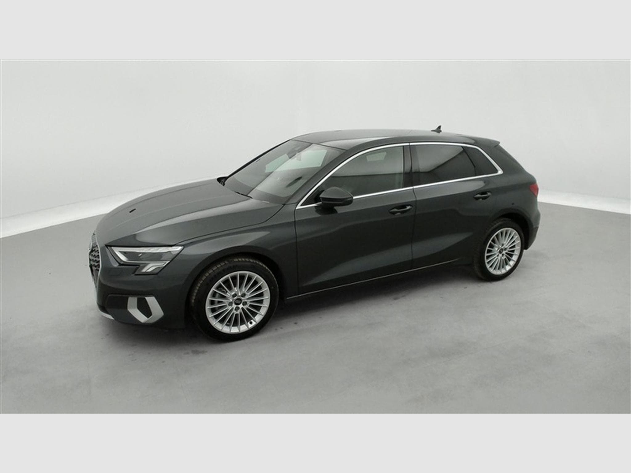 Audi A3 30 TFSI Advanced S-tronic Navi / Led / PDC (2023) - Photo 20