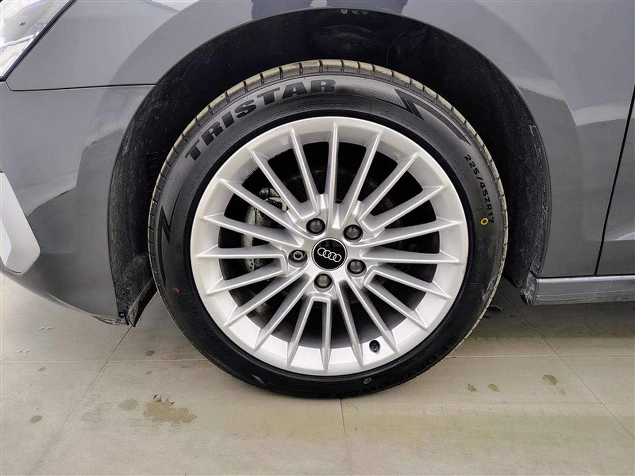 Audi A3 30 TFSI Advanced S-tronic Navi / Led / PDC (2023) - Photo 6